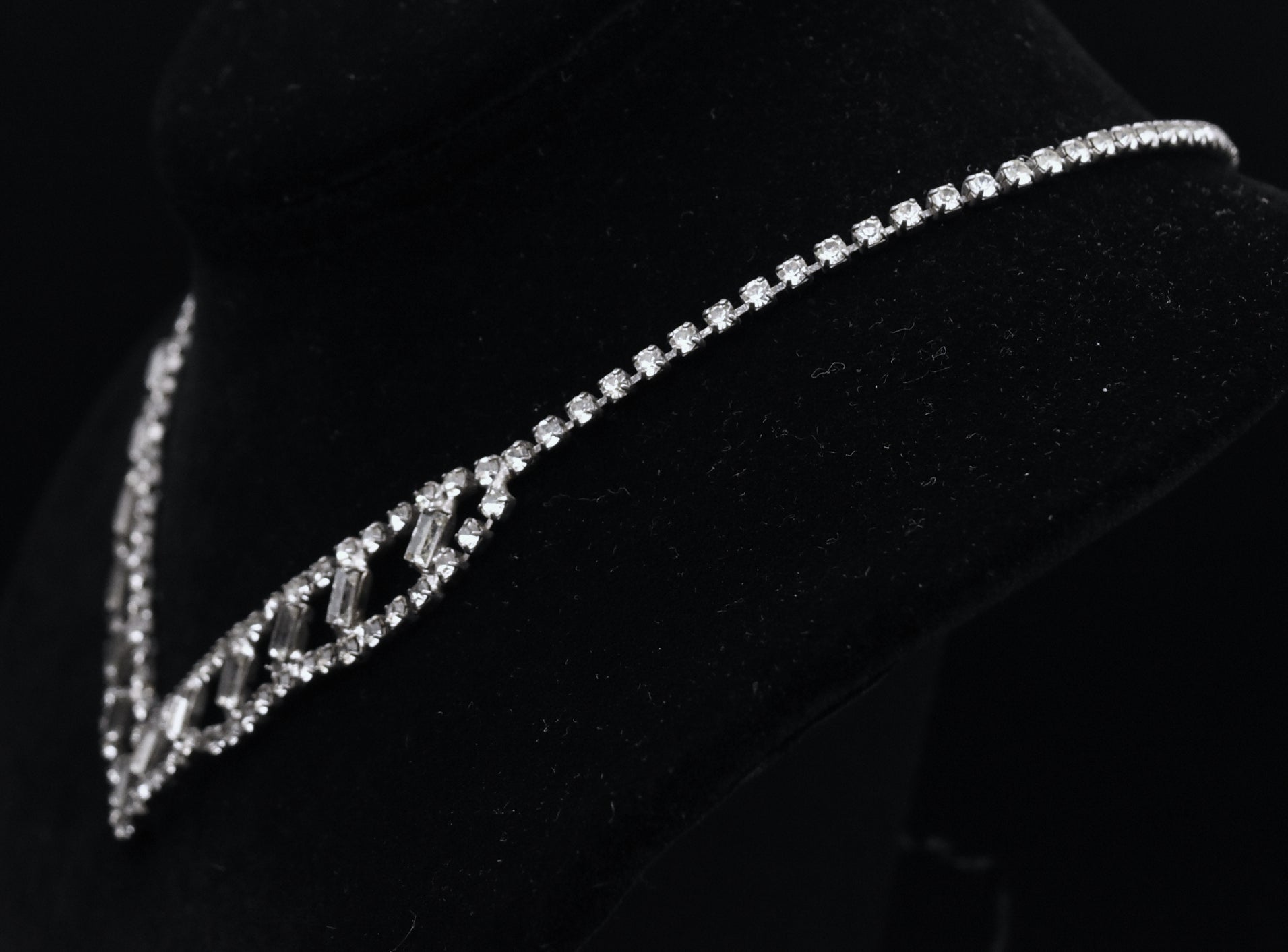 Vintage Silver Tone Rhinestone Bib Necklace - 16"