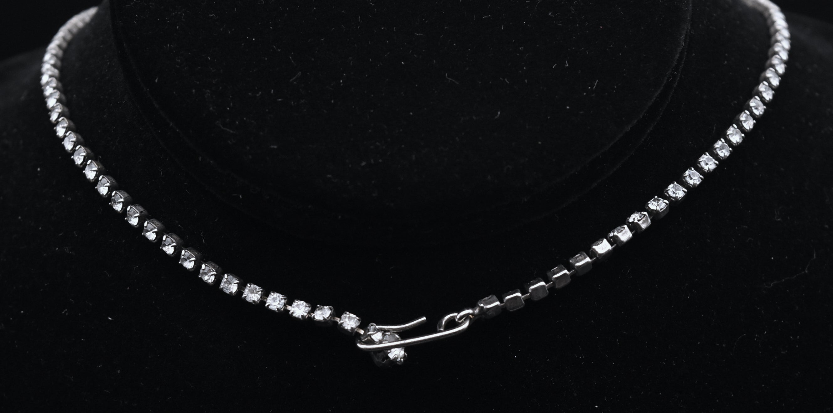 Vintage Silver Tone Rhinestone Bib Necklace - 16.25"