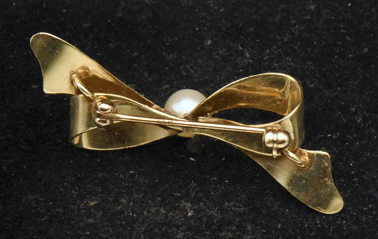 Vintage Handmade 14K Gold and Cultured Pearl Bow Brooch