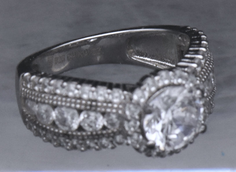 Sterling Silver Round Cut Cubic Zirconia Halo Ring - Size 6.25