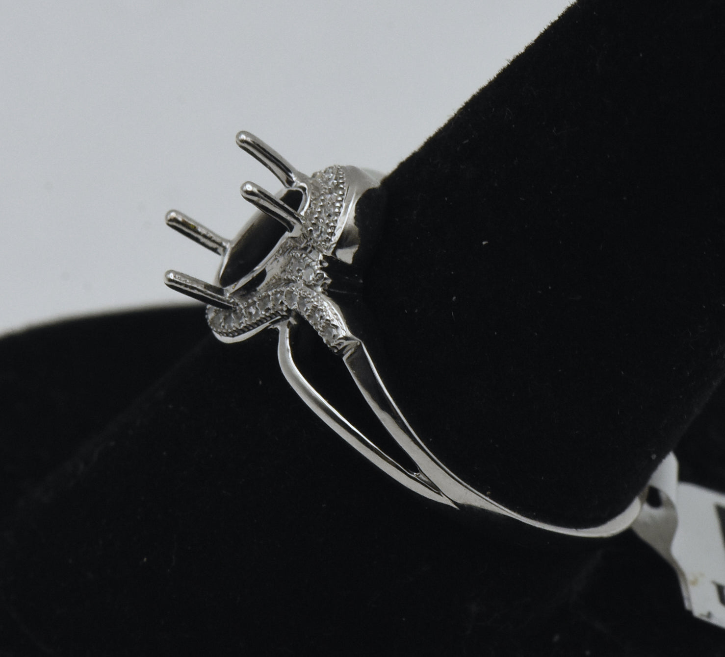 NOS Sterling Silver Diamonds 7x5mm Oval Semi-Mount Ring - Size 9