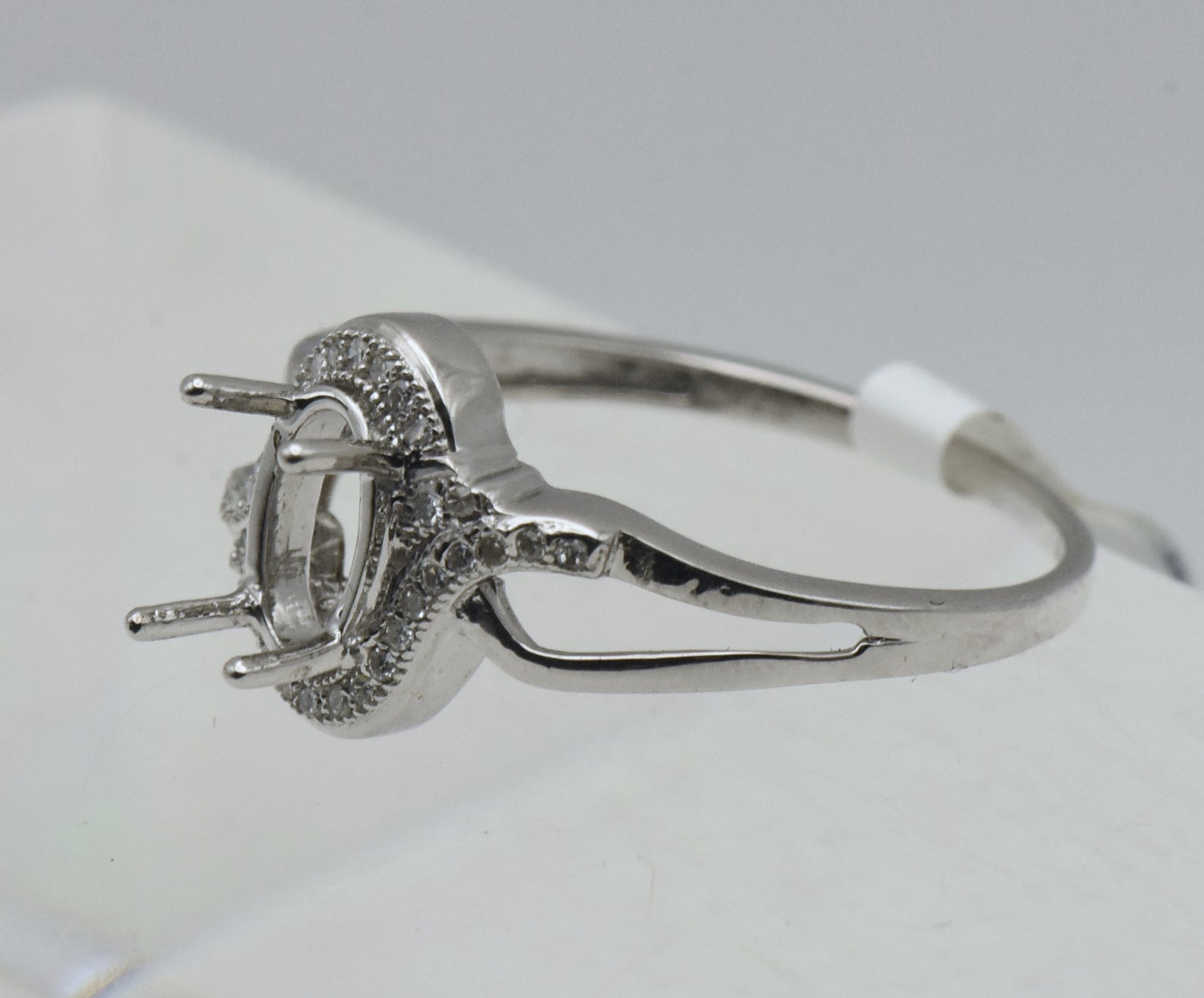 NOS Sterling Silver Diamonds 7x5mm Oval Semi-Mount Ring - Size 9