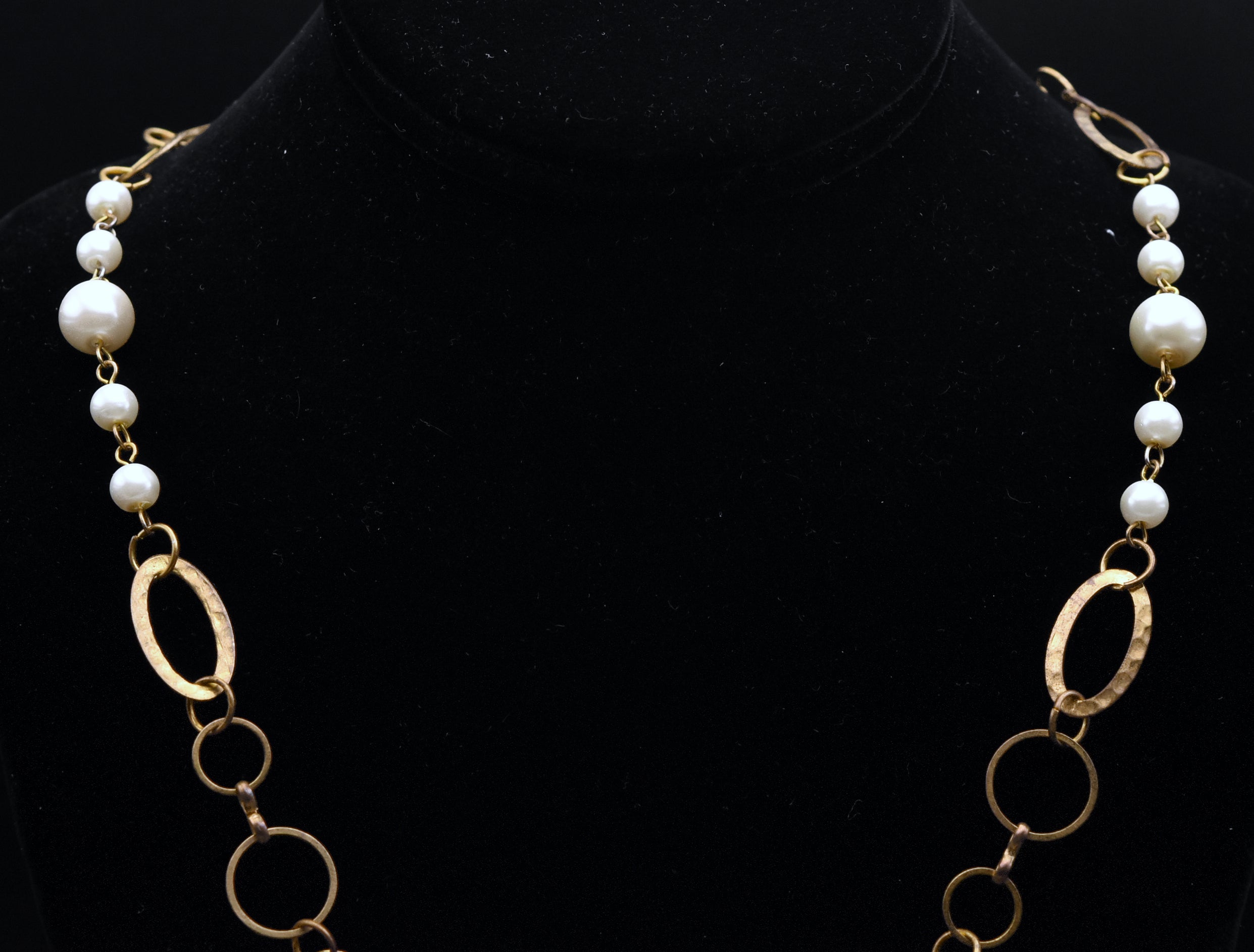 Vintage Gold Tone Metal and Faux Pearl Chain Link Necklace - 28"