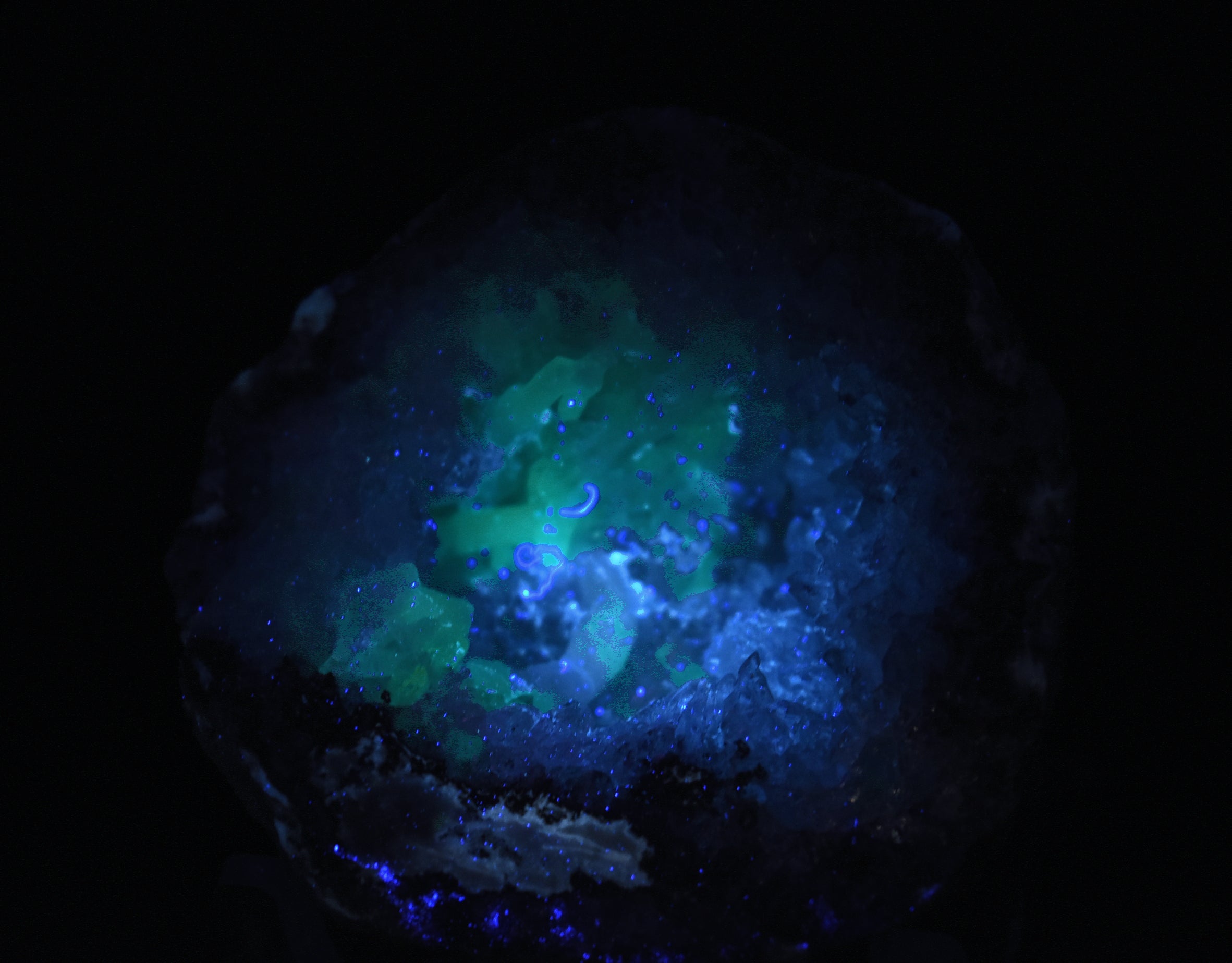 Hyalite, Quartz, Calcite Whole Geode - Mexico