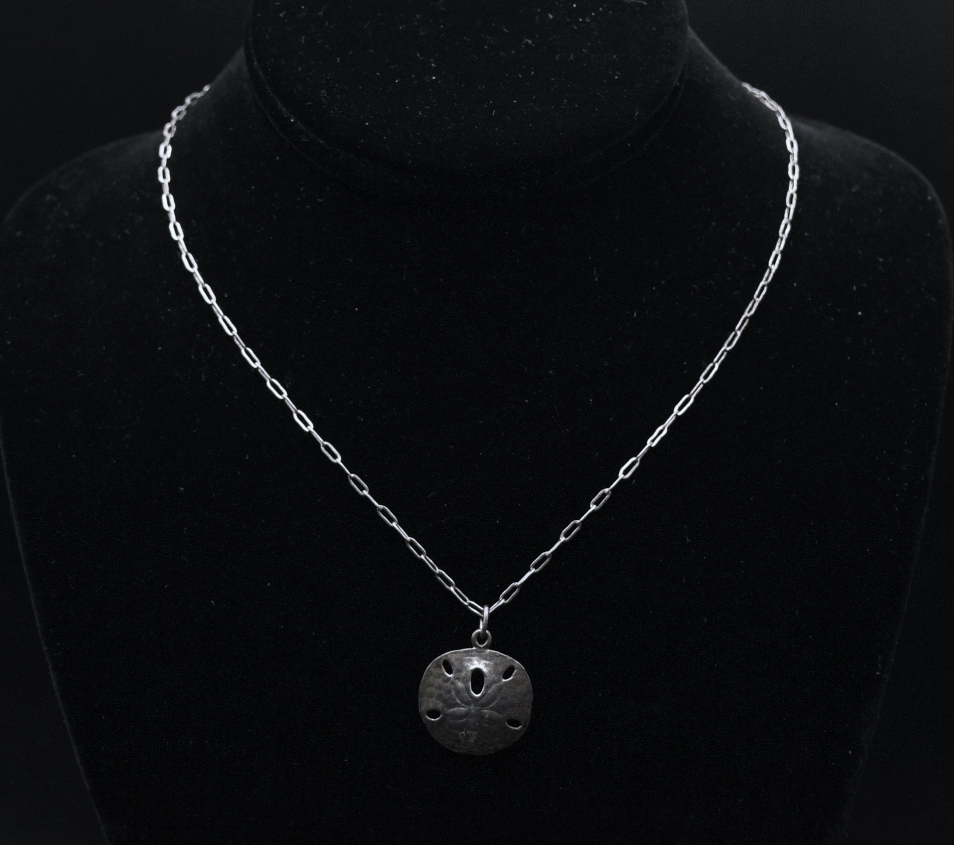 James Avery - Vintage 14K White Gold Sand Dollar Pendant on Sterling Silver Chain Necklace - 17"