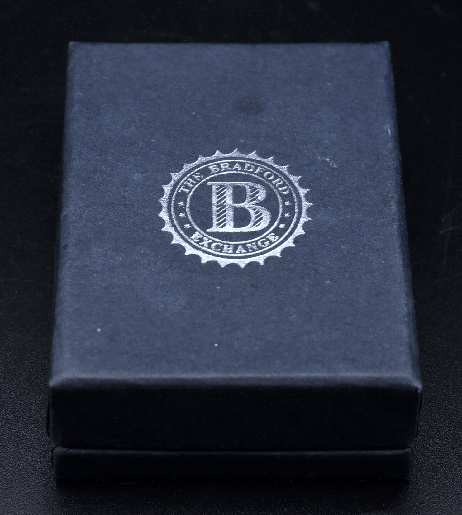 The Bradford Exchange - Vintage NIB Thomas Kinkade Pendant Chain Necklace - 17.75"