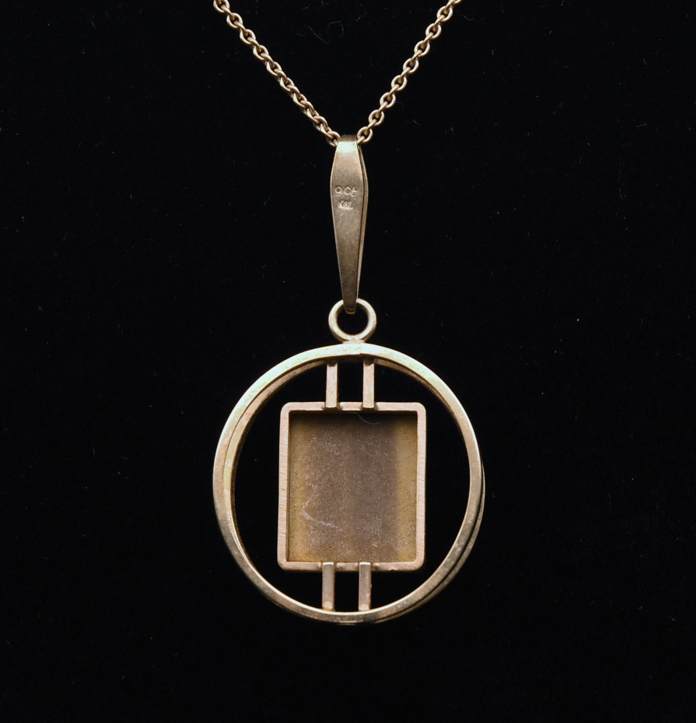 Kordes & Lichtenfels - 9kt Gold Tiger's Eye Pendant Gold Chain Necklace - 18"