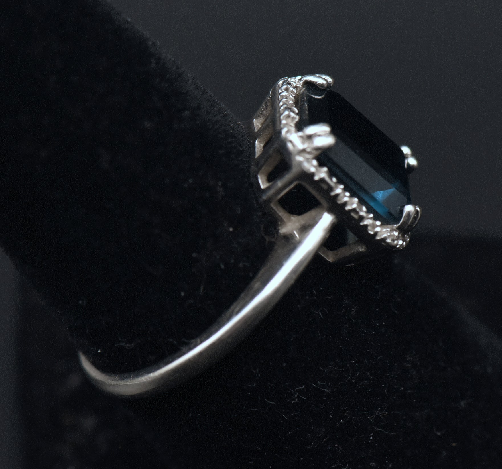 Vintage Blue Topaz and Diamonds Sterling Silver Ring - Size 8