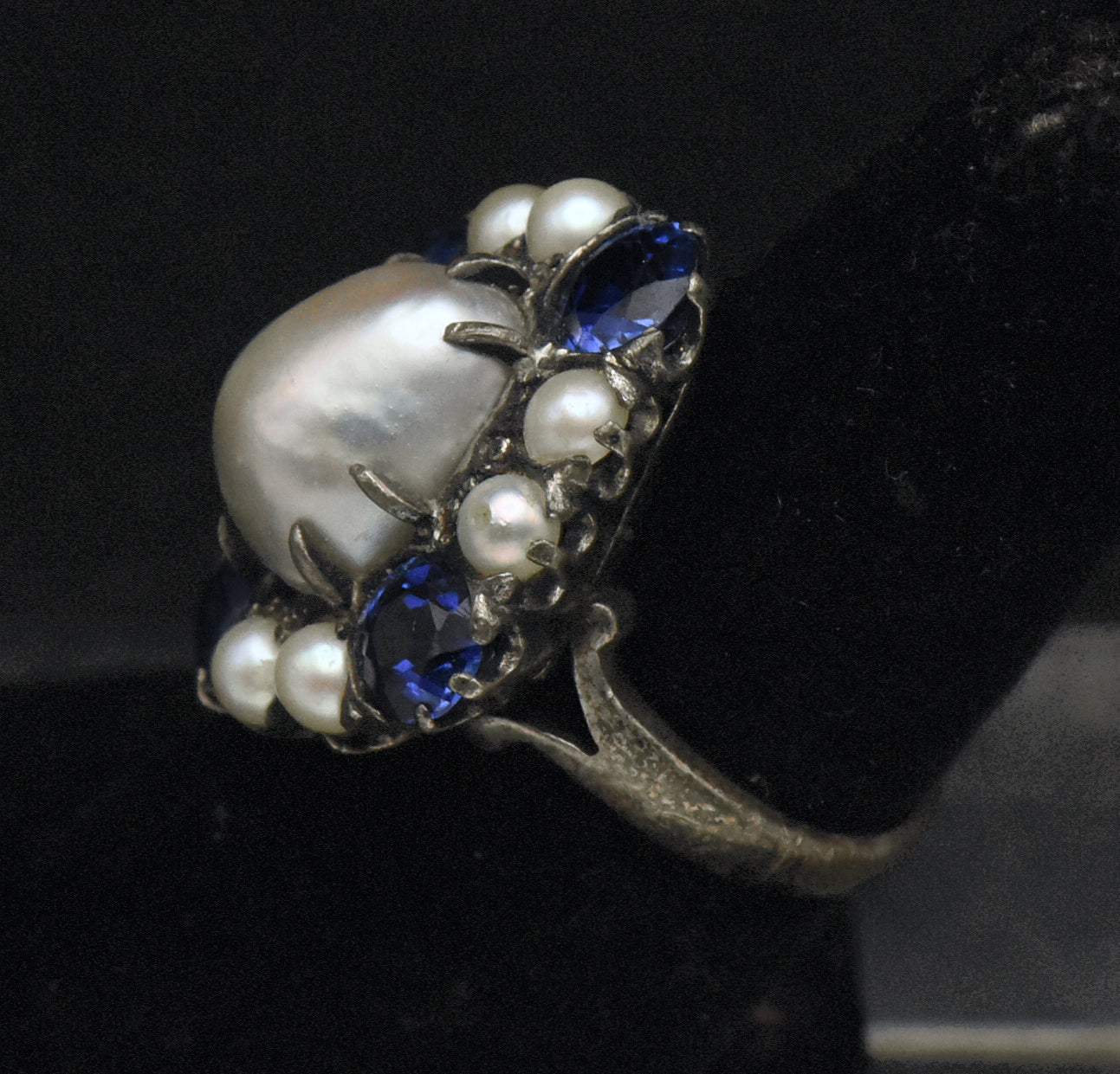Vintage Culured Pearls and Synthetic Sapphires Sterling Silver Ring - Size 5.5