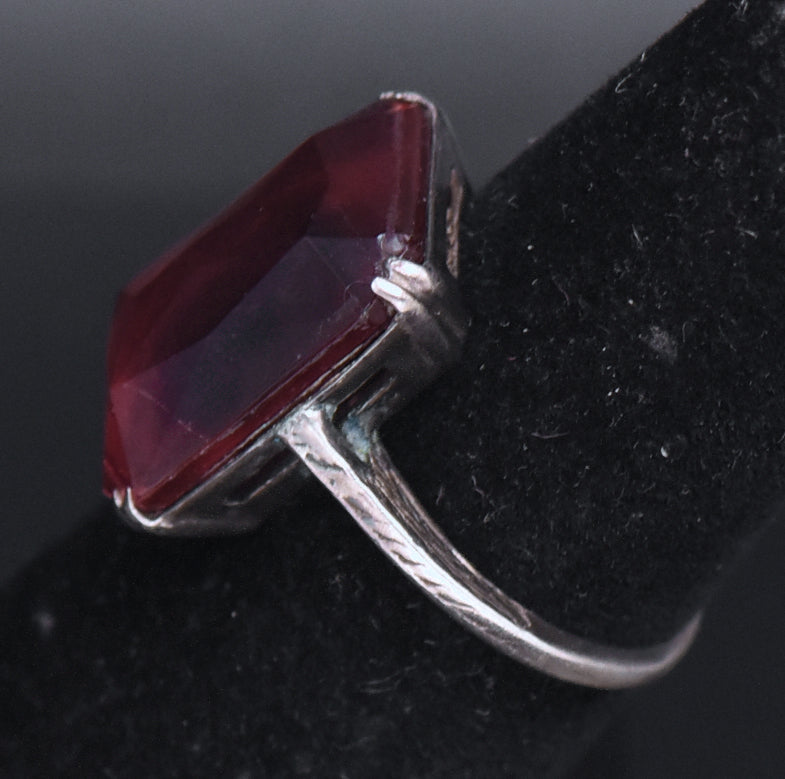 Vintage Sterling Silver Imitation Ruby Ring - Size 5