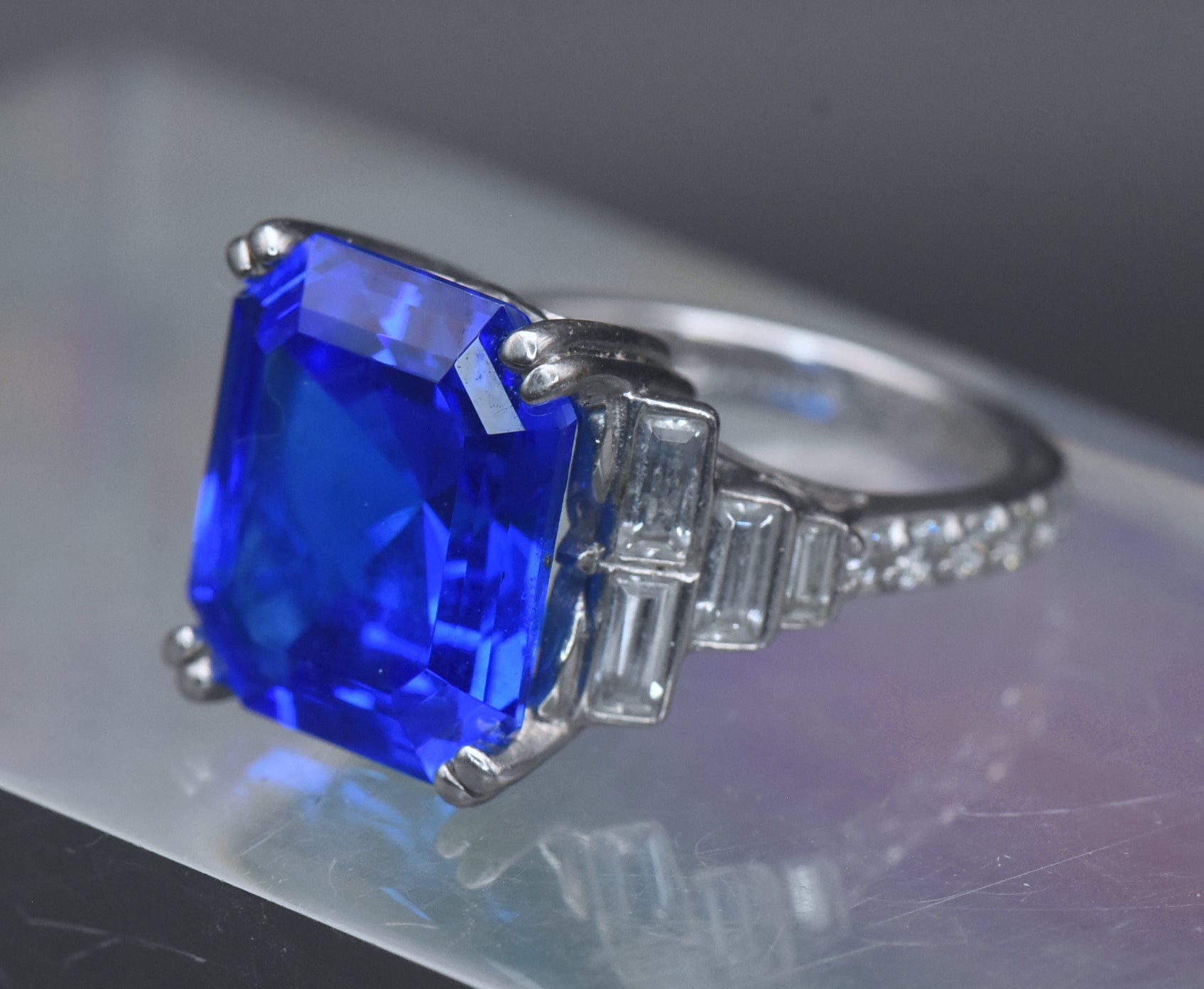 Vintage Synthetic Blue Spinel and CZ Sterling Silver Ring - Size 6.25