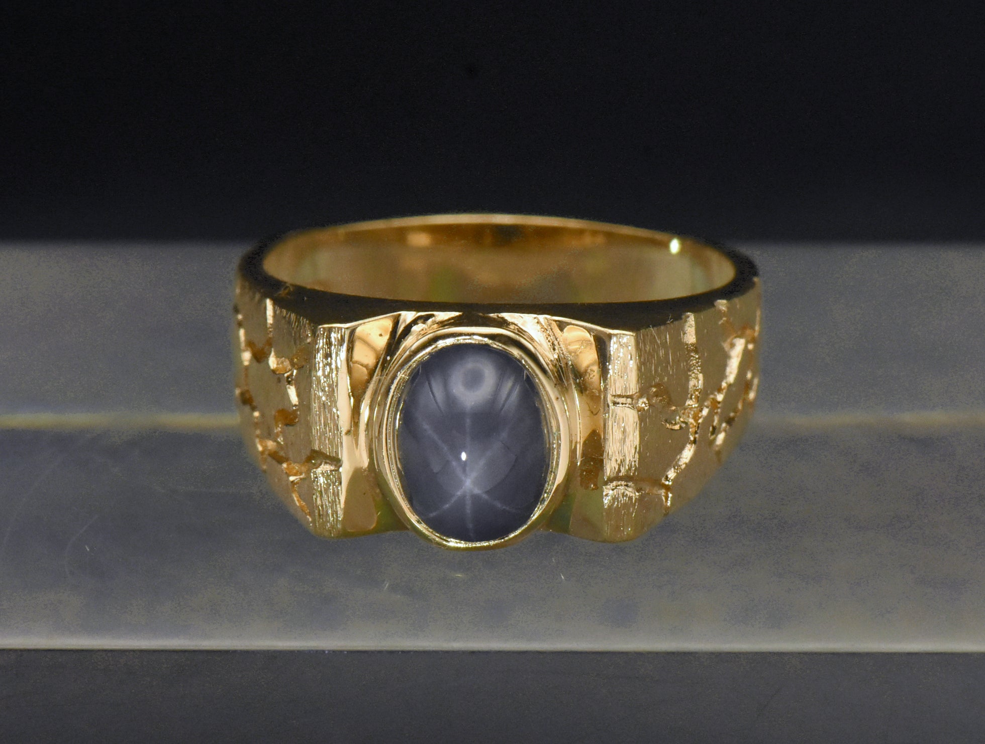 Vintage Synthetic Star Sapphire Gold Plated Salesman Sample Ring - Size 10