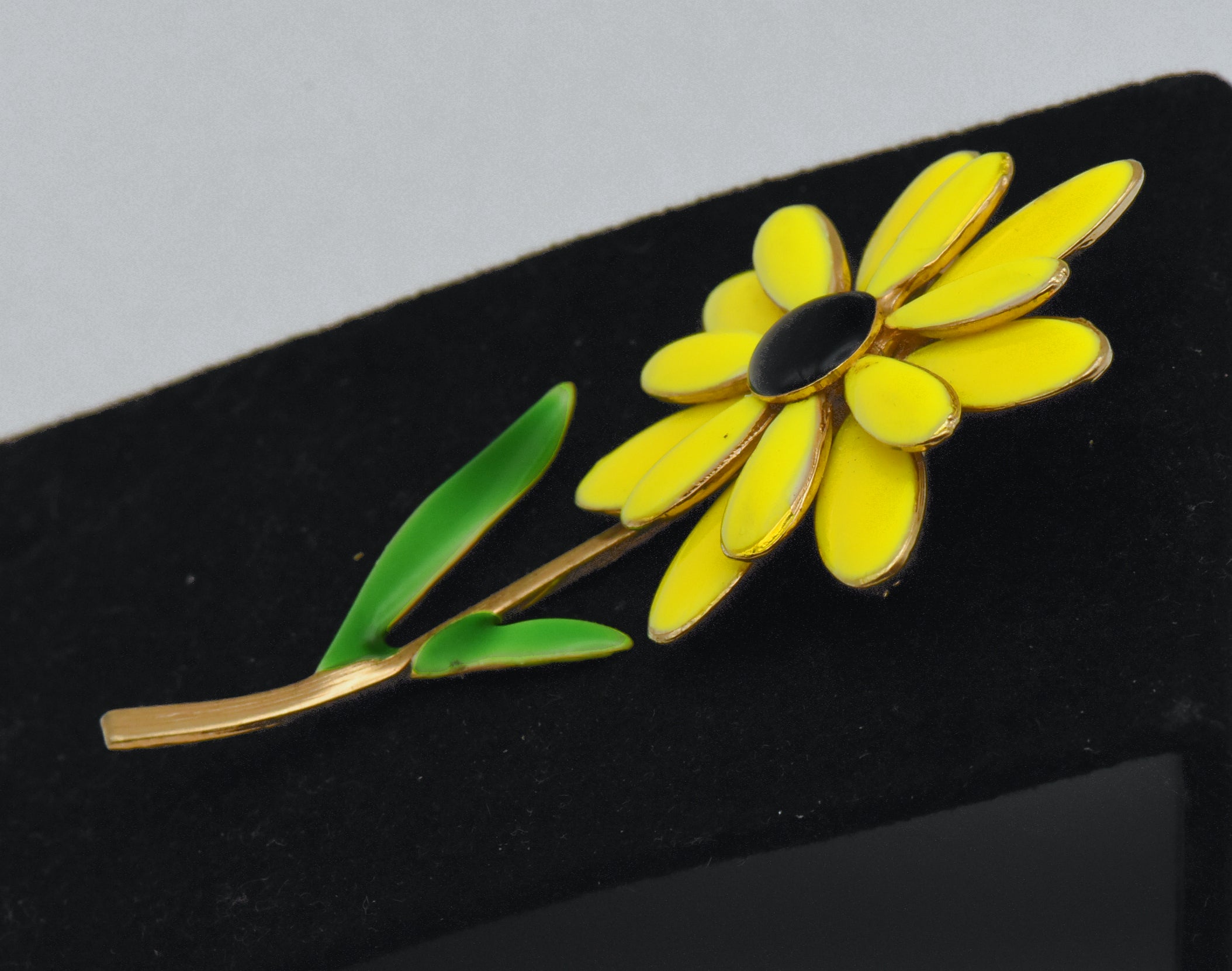 Vintage Gold Tone Yellow Enamel Flower Brooch