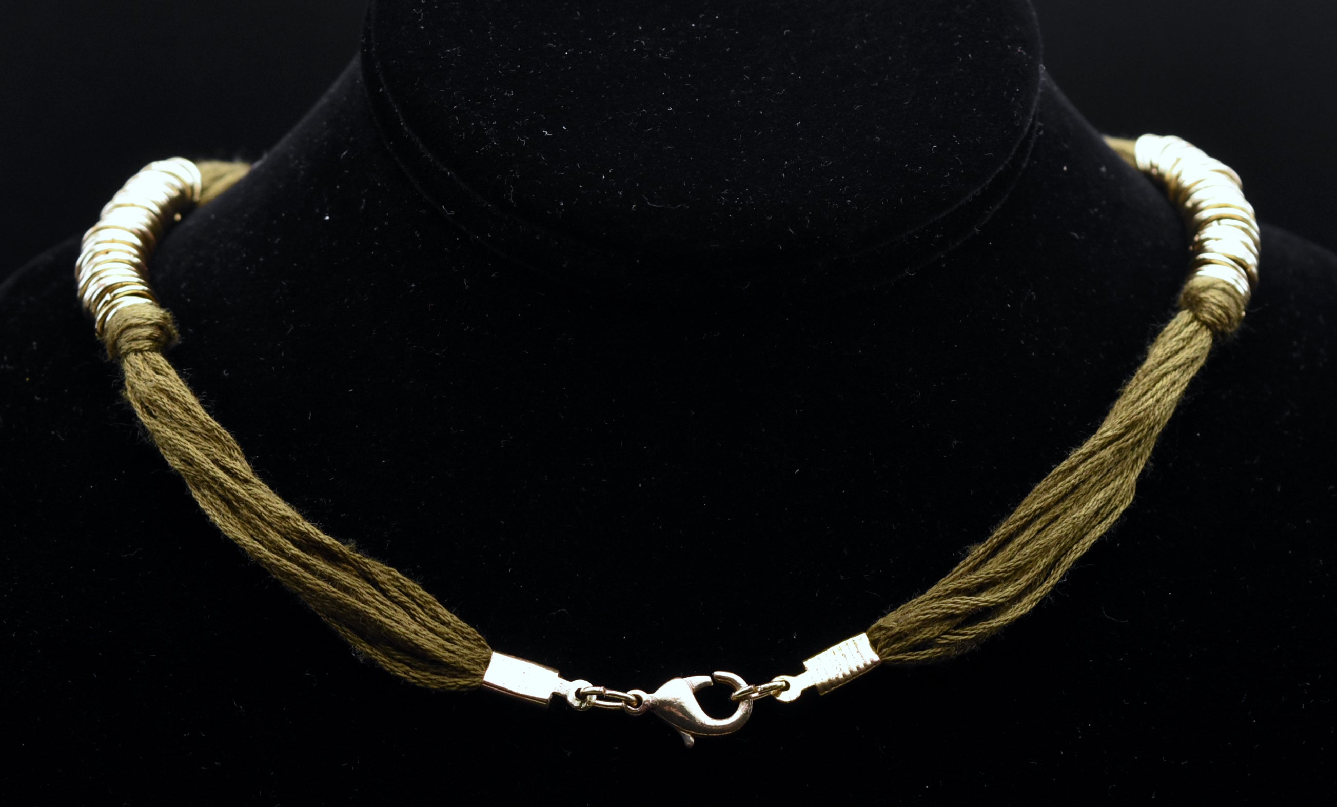 Vintage Olive Green Multi Thread Gold Tone Rings Necklace - 37.25"