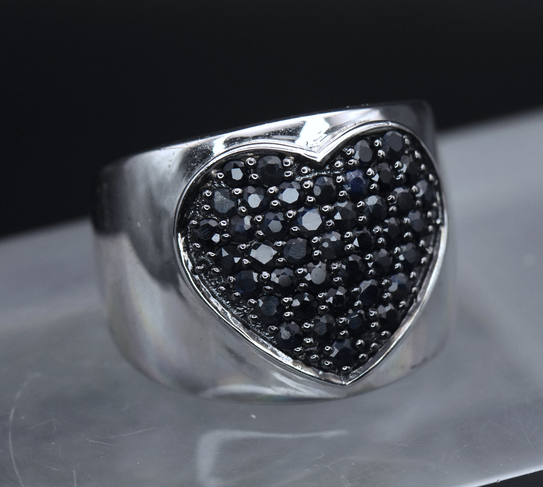Yours by Loren - Vintage Sapphires Sterling Silver Heart Ring - Size 8