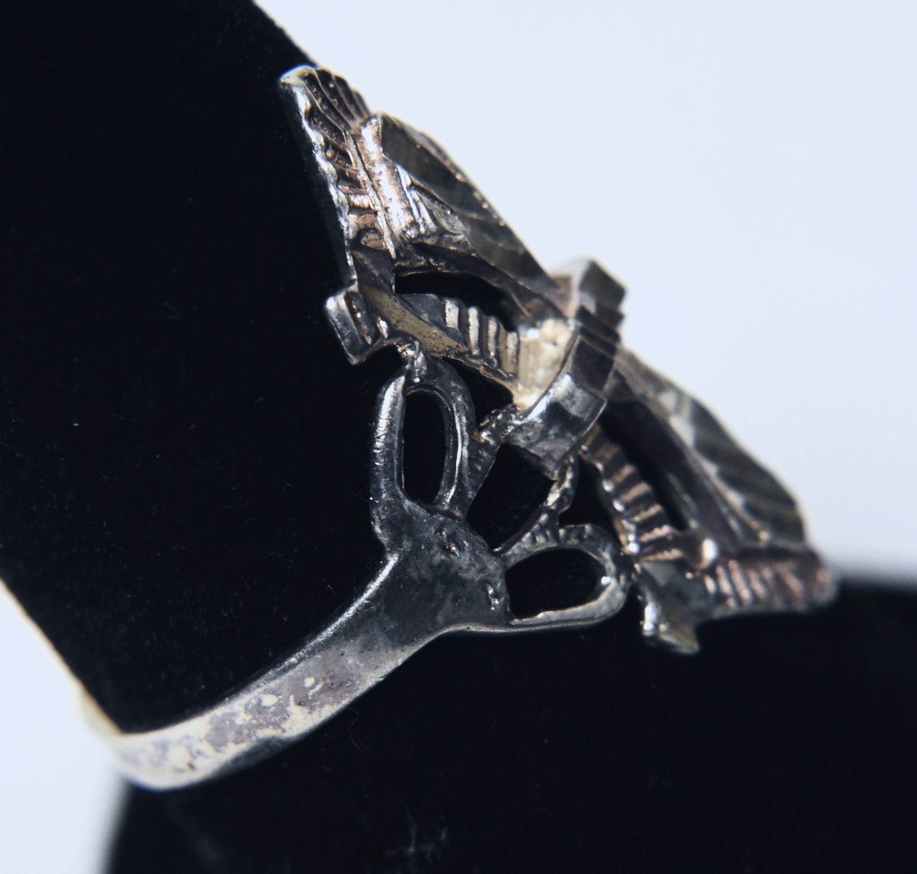 Sterling Silver Pierced Design Ring - Size 7