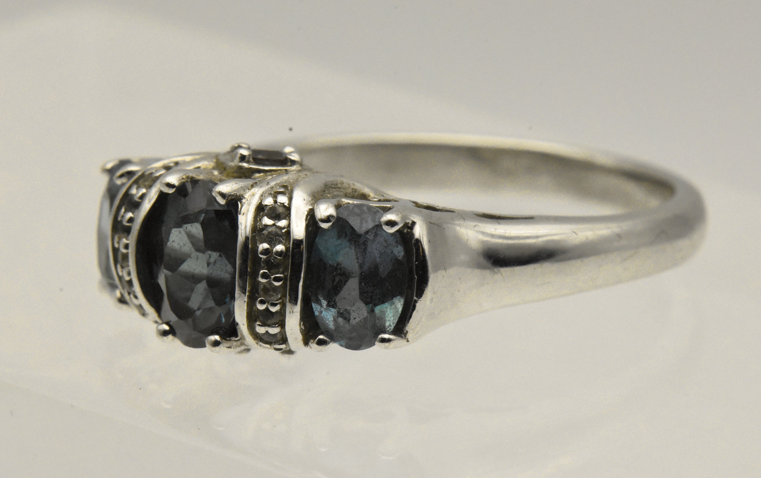 Vintage Sterling Silver Synthetic Color Change Sapphire and Topaz Ring - Size 9
