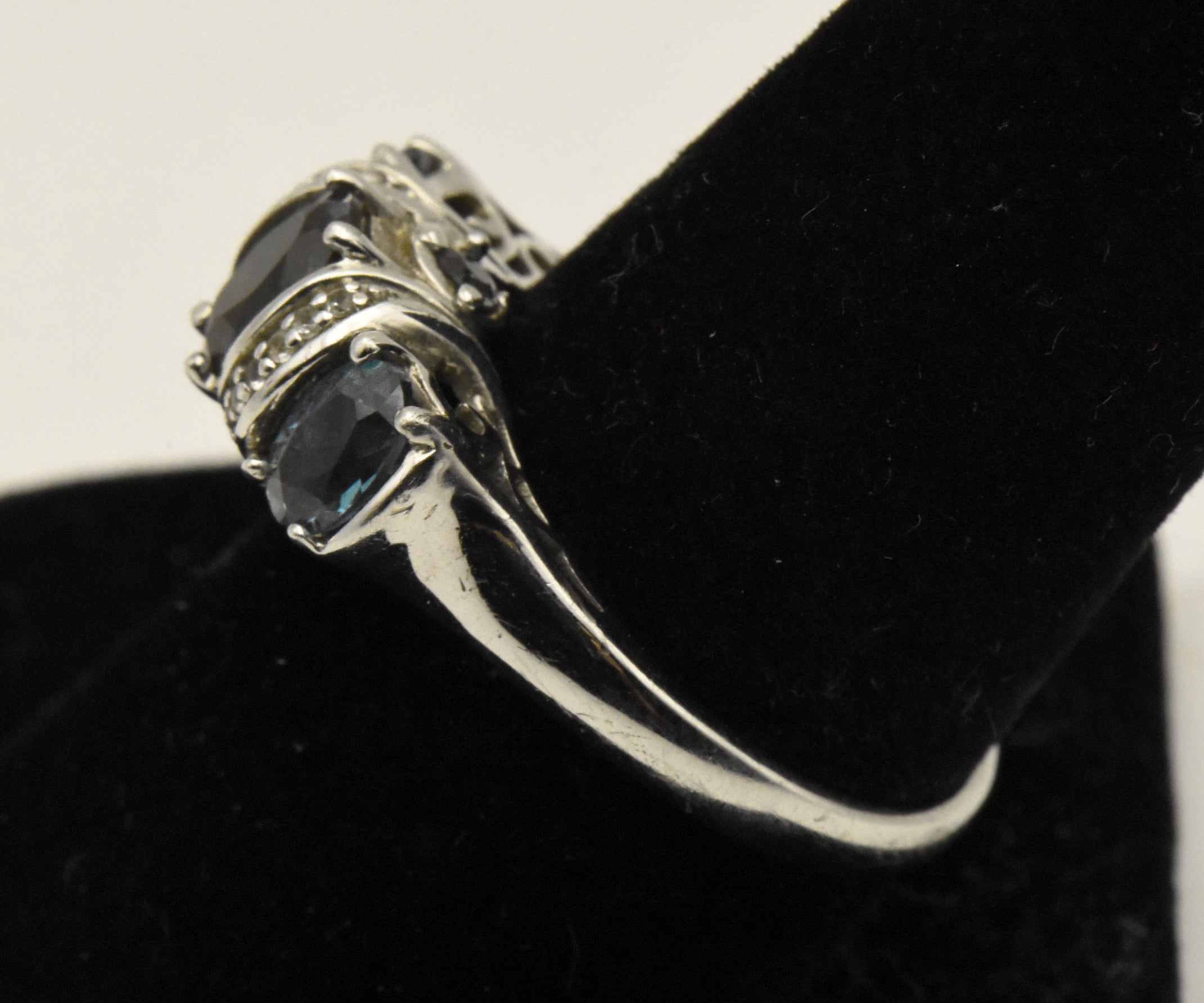 Vintage Sterling Silver Synthetic Color Change Sapphire and Topaz Ring - Size 9