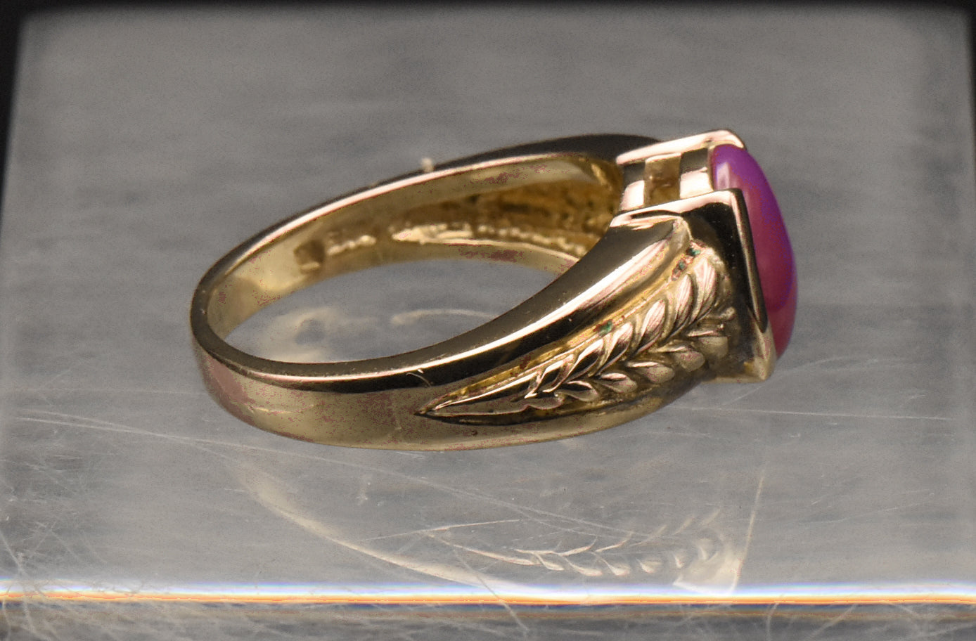 Vintage Synthetic Star Ruby Gold Tone Sterling Silver Ring - Size 5.75