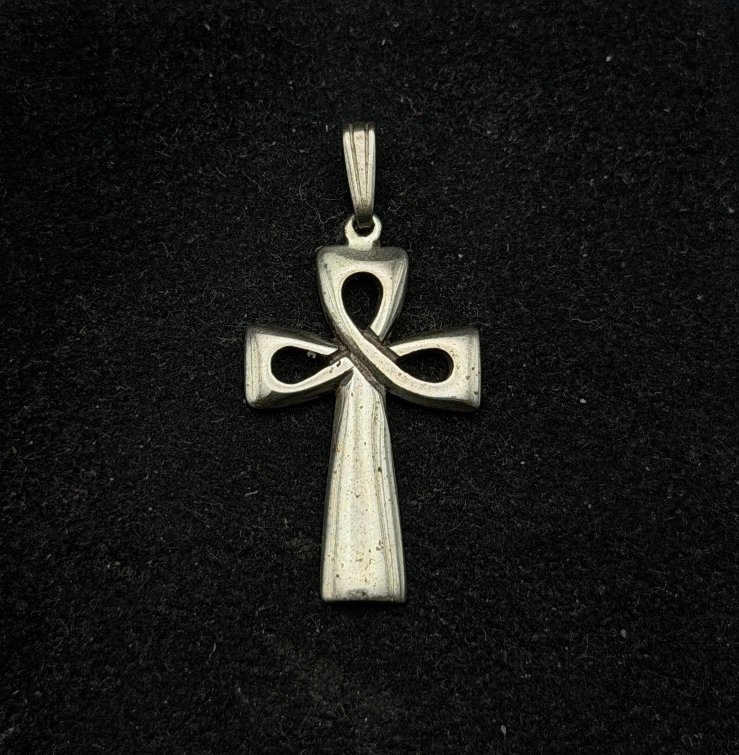 Vintage Irish Sterling Silver Celtic Cross Pendant