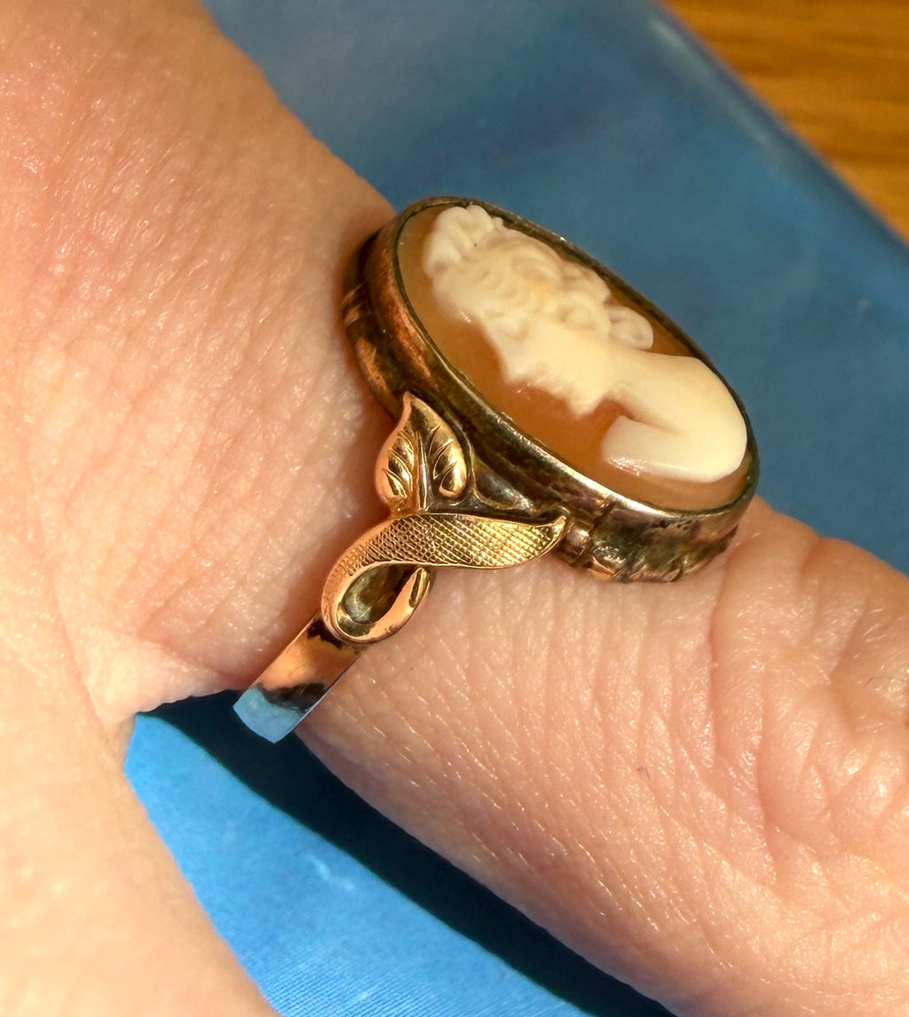 Clark & Coombs - Vintage 10k Gold Filled Cameo Ring - Size 5.25