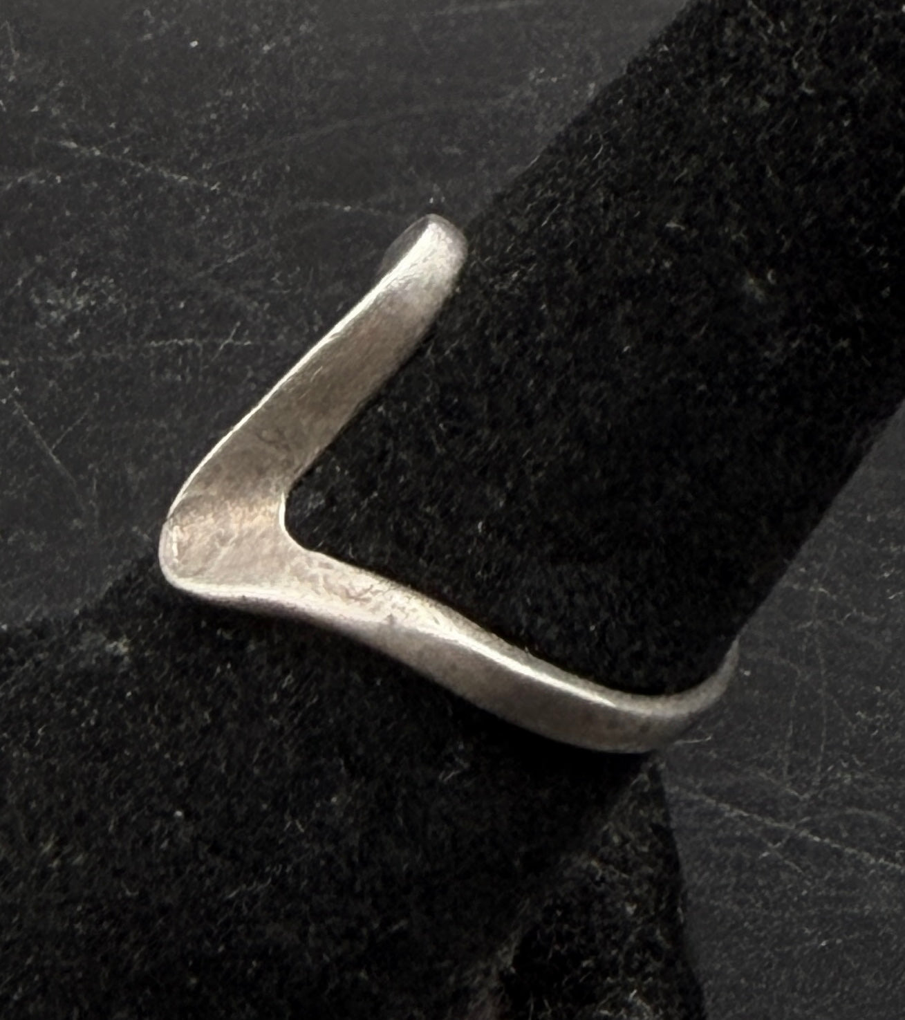 Vintage Sterling Silver Zigzag Band - Size 6