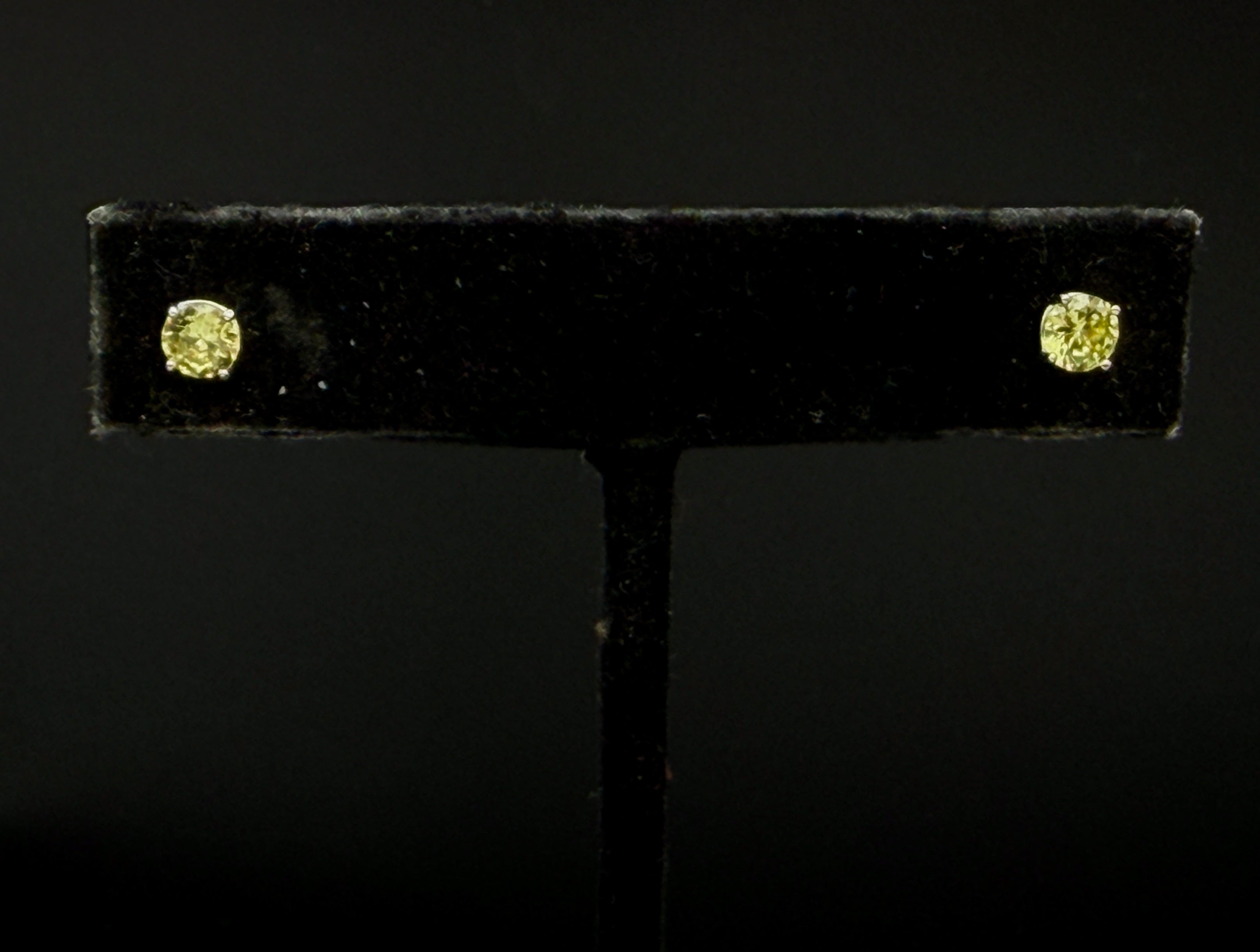 Vintage Round Cut Sphene Sterling Silver Stud Earrings