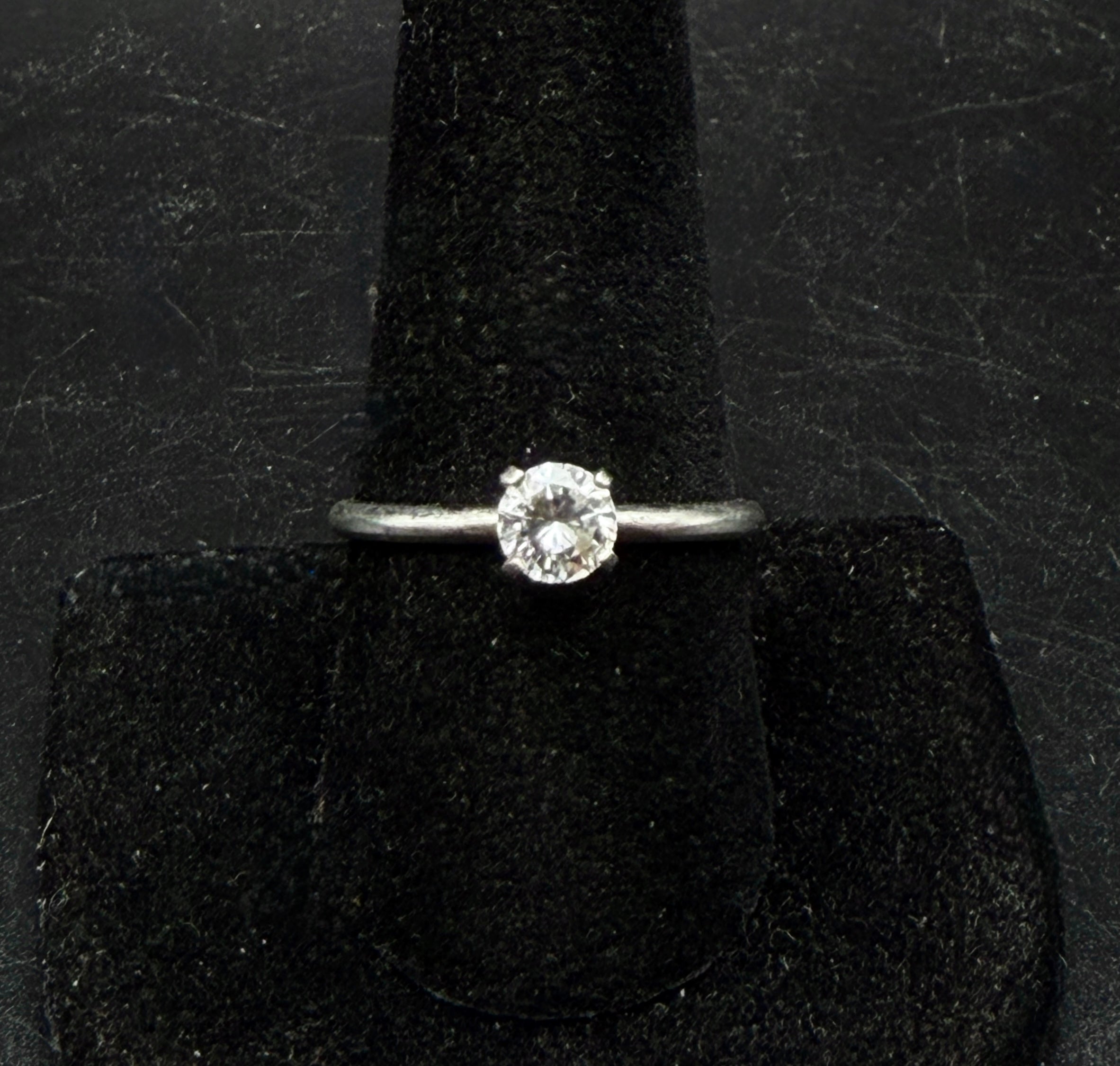 Vintage Sterling Silver CZ Solitaire Ring - Size 9