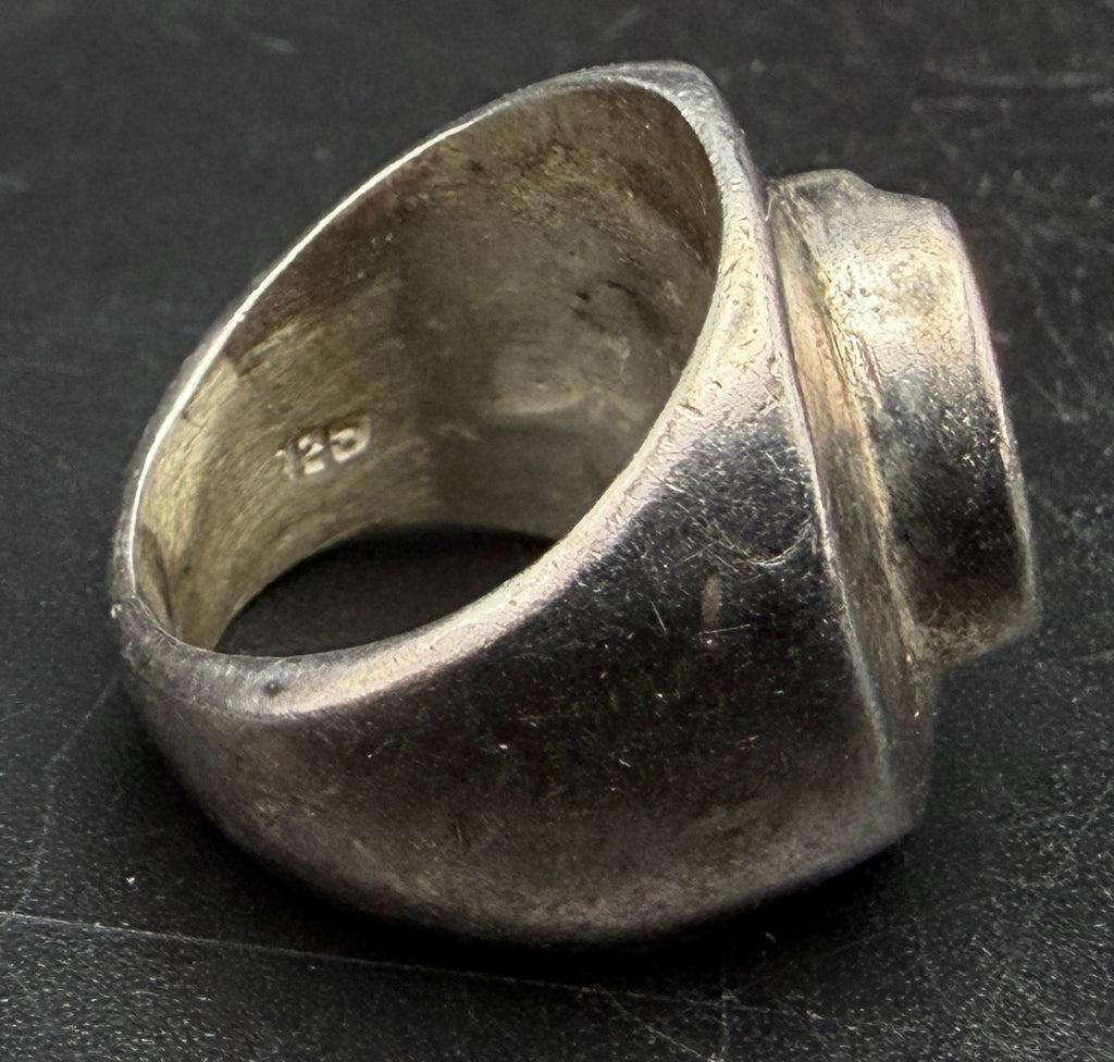 Vintage Mexican Artisan Heavy Sterling Silver Ring - Size 4.25
