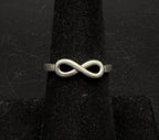 Vintage Sterling Silver Infinity Symbol Friends Band - Size 6.75