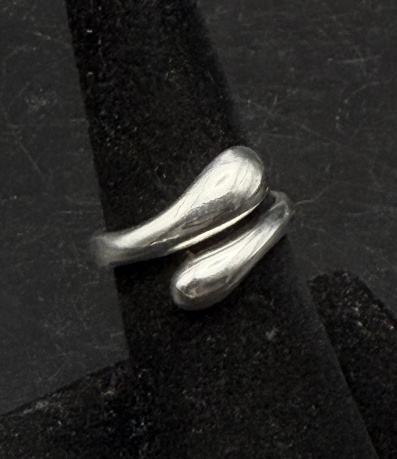Vintage Sterling Silver Bypass Band Ring - Size 6.5+