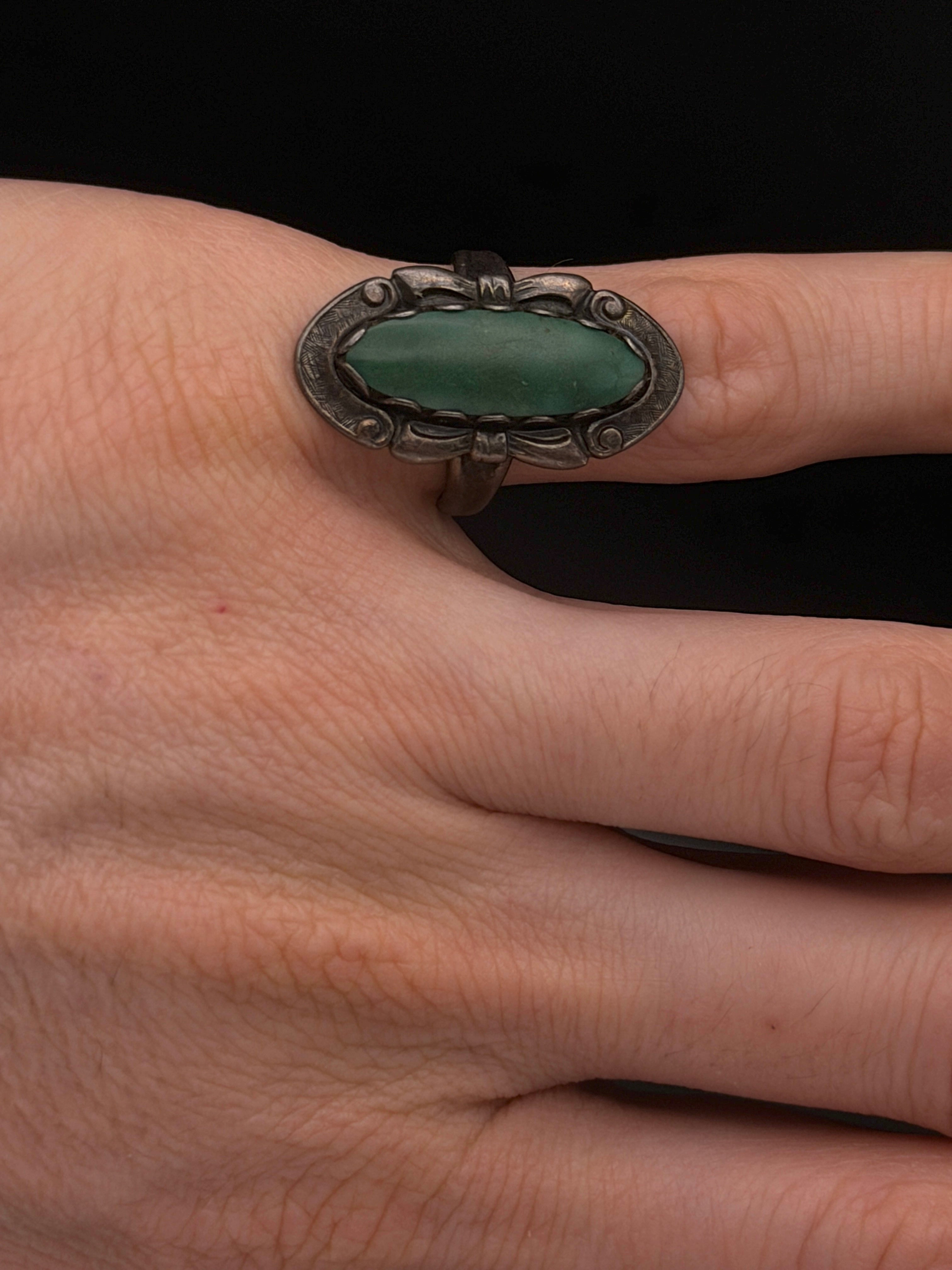 Bell Trading Post - Vintage Sterling Silver with Green Turquoise Ring - Size 7