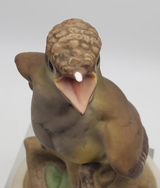 Boehm - Porcelain Baby Crested Flycatcher Figurine - Chipped