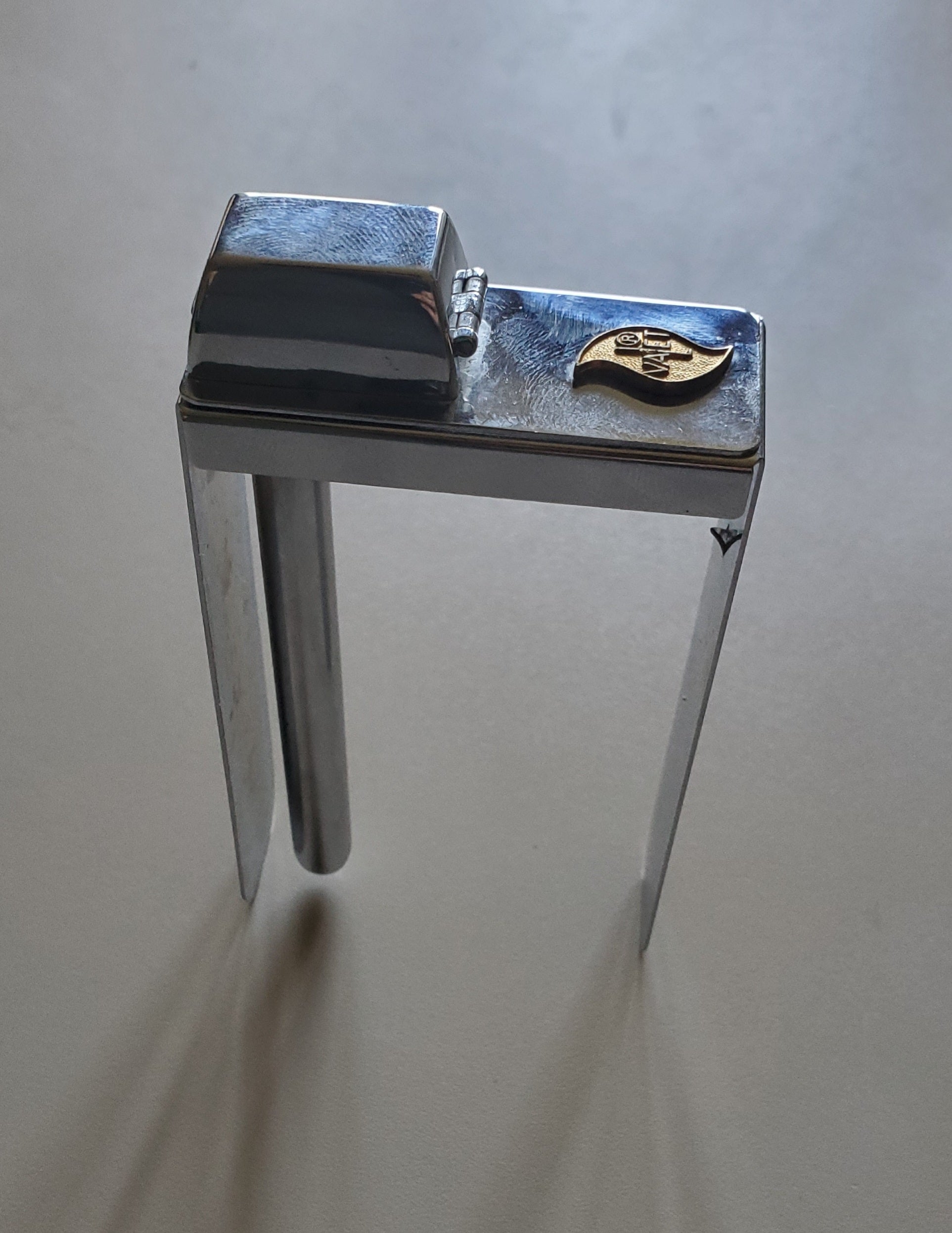 Sharp - Vintage "Valet" Cigarette Pack Lighter