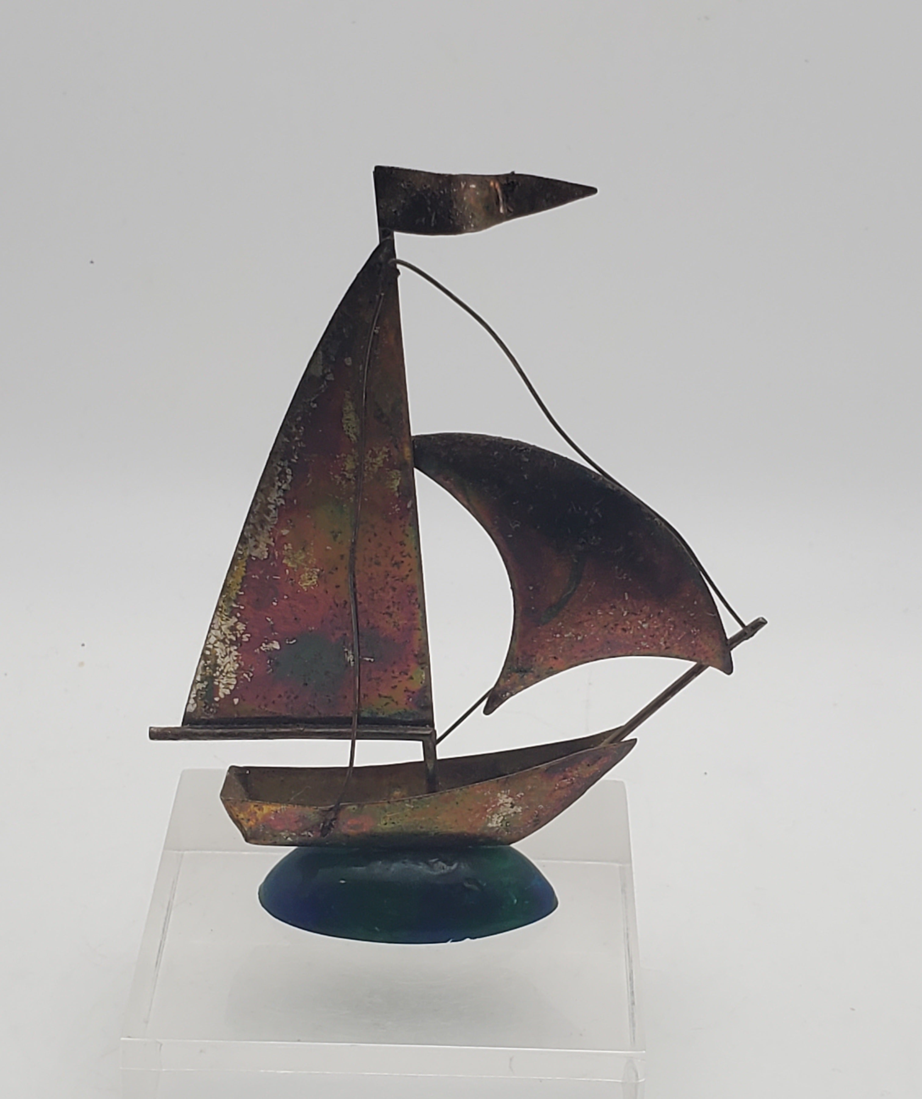 Vintage Brass Hong Kong Saibloat Sculpture