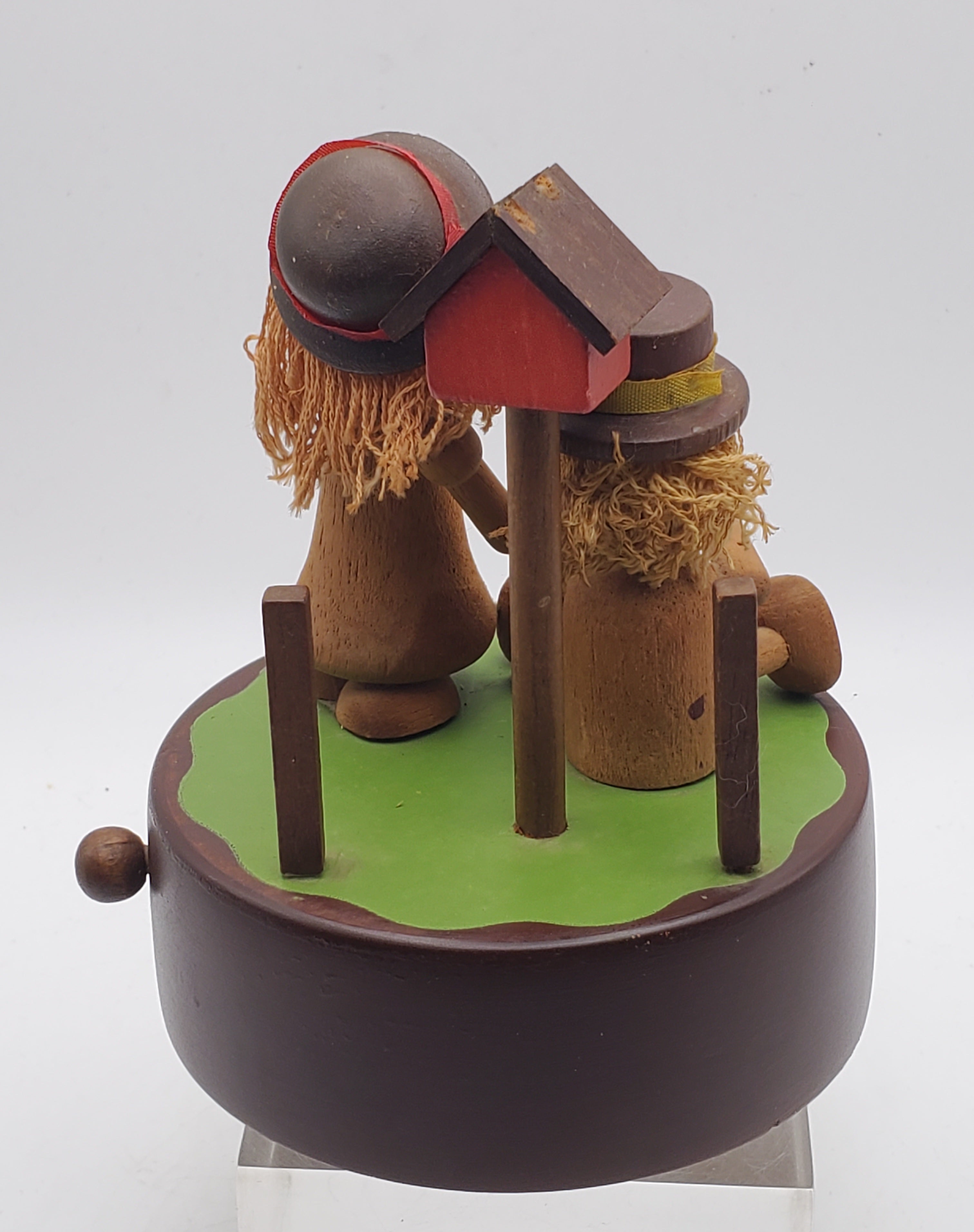Hummelwerk - Dan's Kids Vintage Wooden Rotating Wind-Up Music Box
