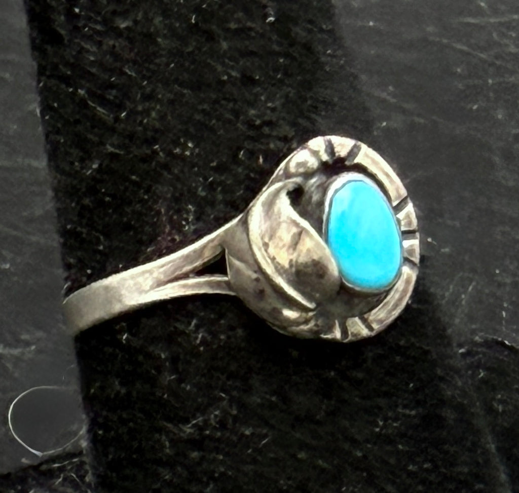 Vintage Handmade Turquoise Sterling Silver Ring - Size 8