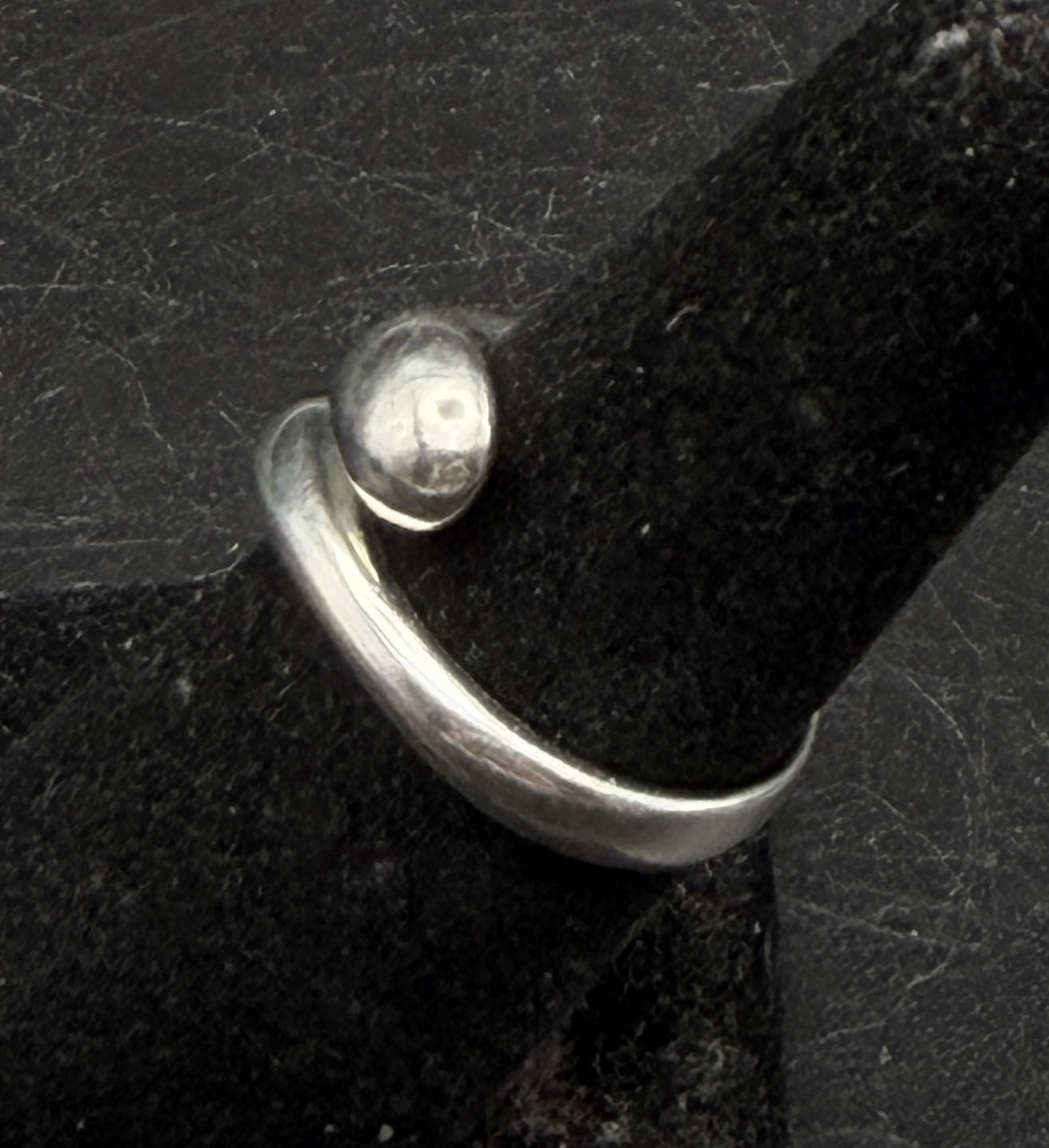 Vintage Sterling Silver Bypass Band Ring - Size 6.5+