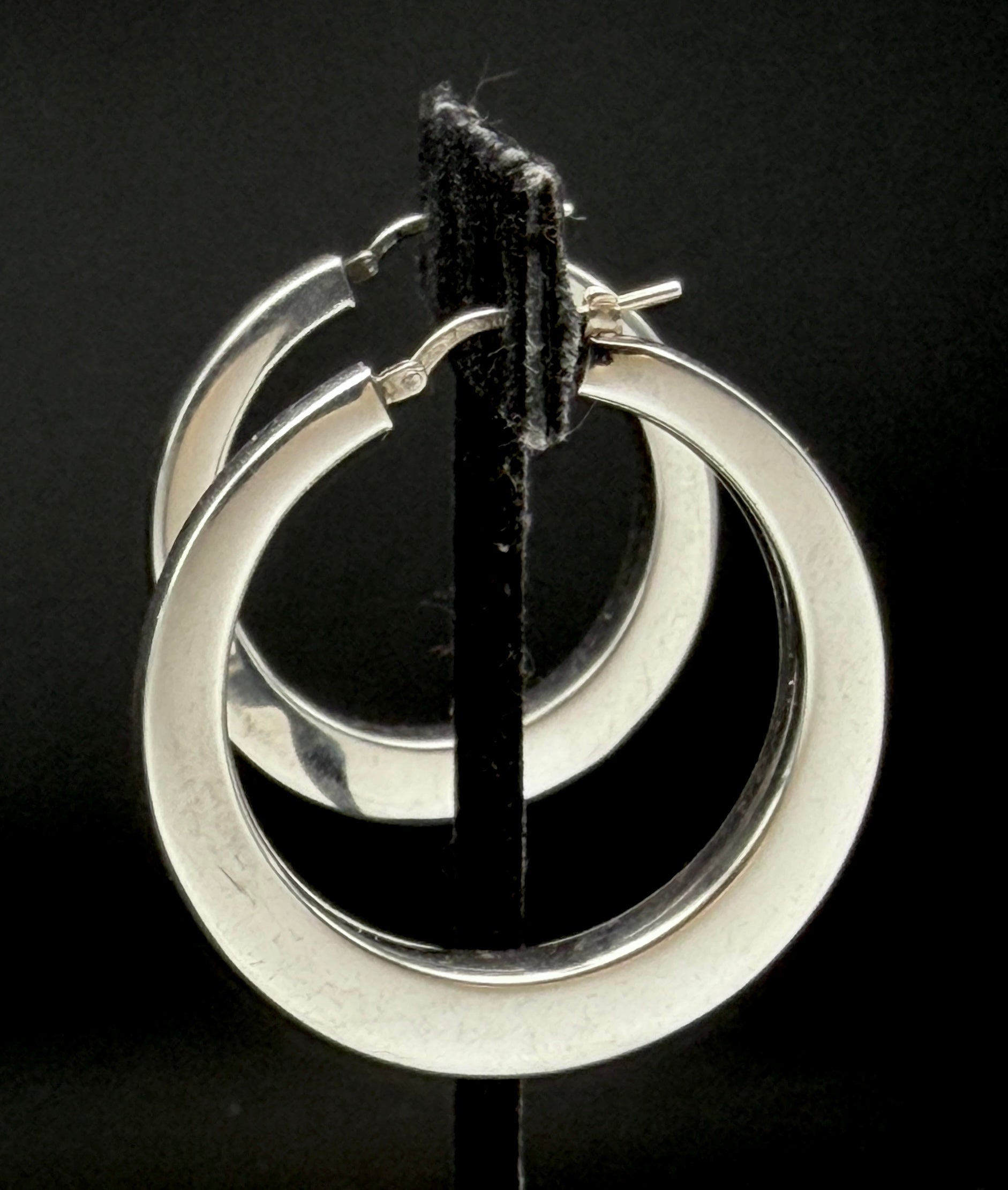 Milor - Vintage 950 Silver Italian Hoop Earrings