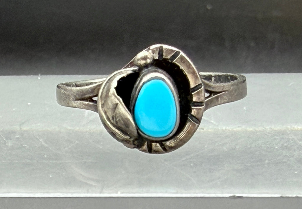 Vintage Handmade Turquoise Sterling Silver Ring - Size 8