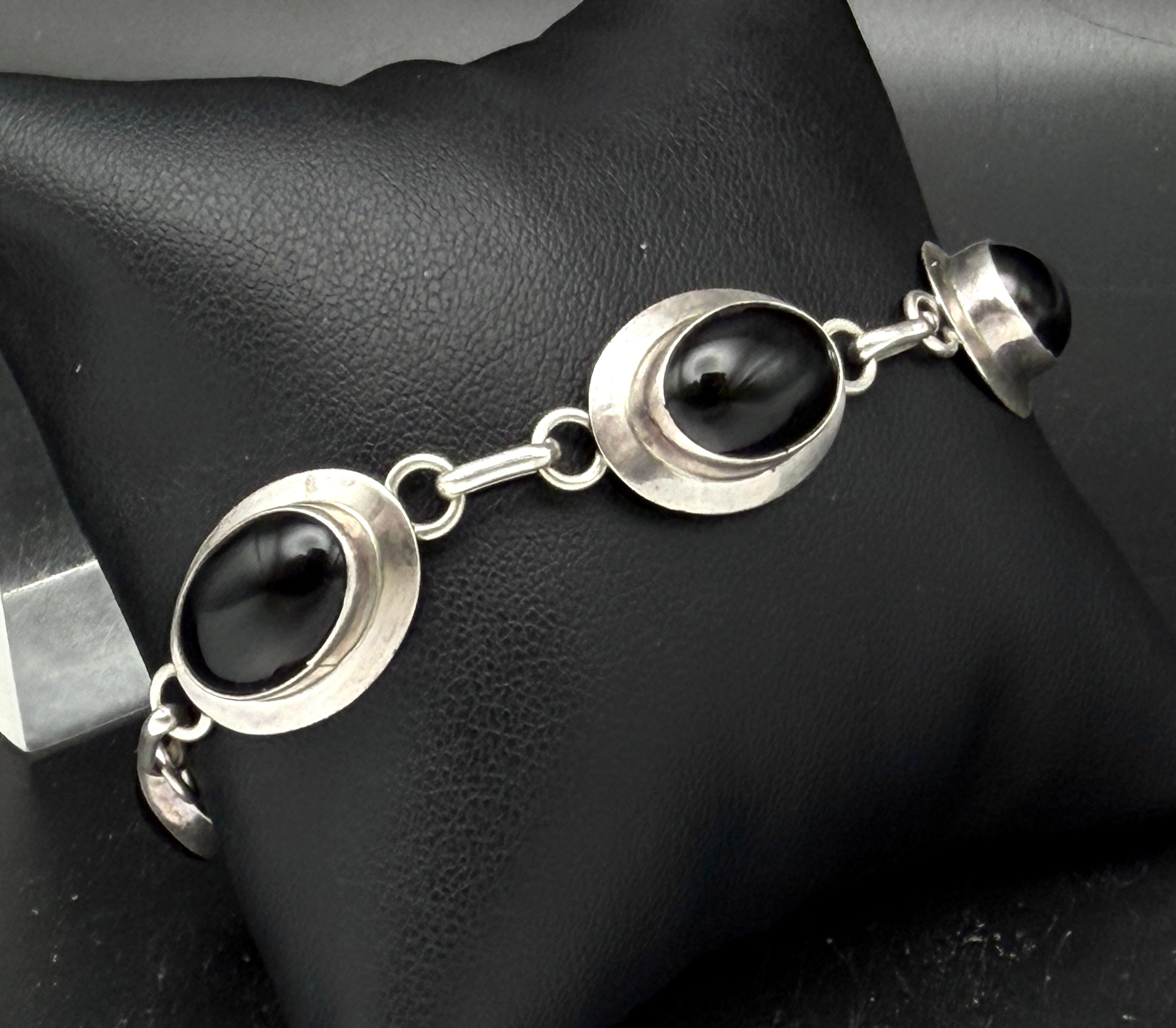 Vintage Handmade Black Onyx and Sterling Silver Links Bracelet - 8"