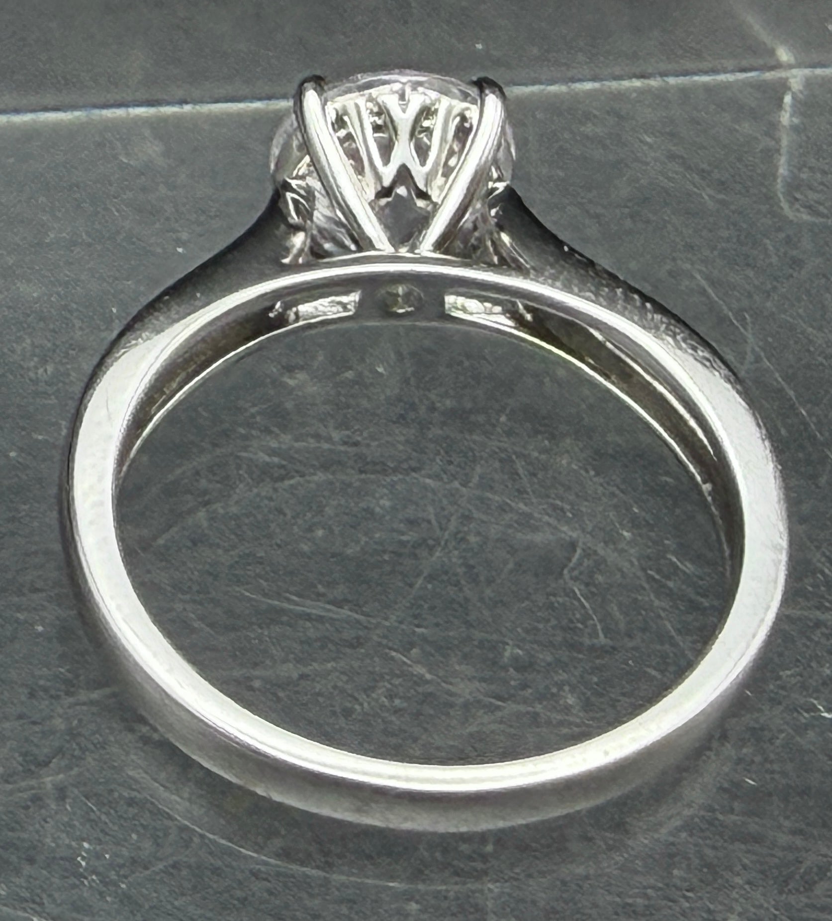 Vintage Cubic Zirconia Sterling Silver Solitaire Ring - Size 8