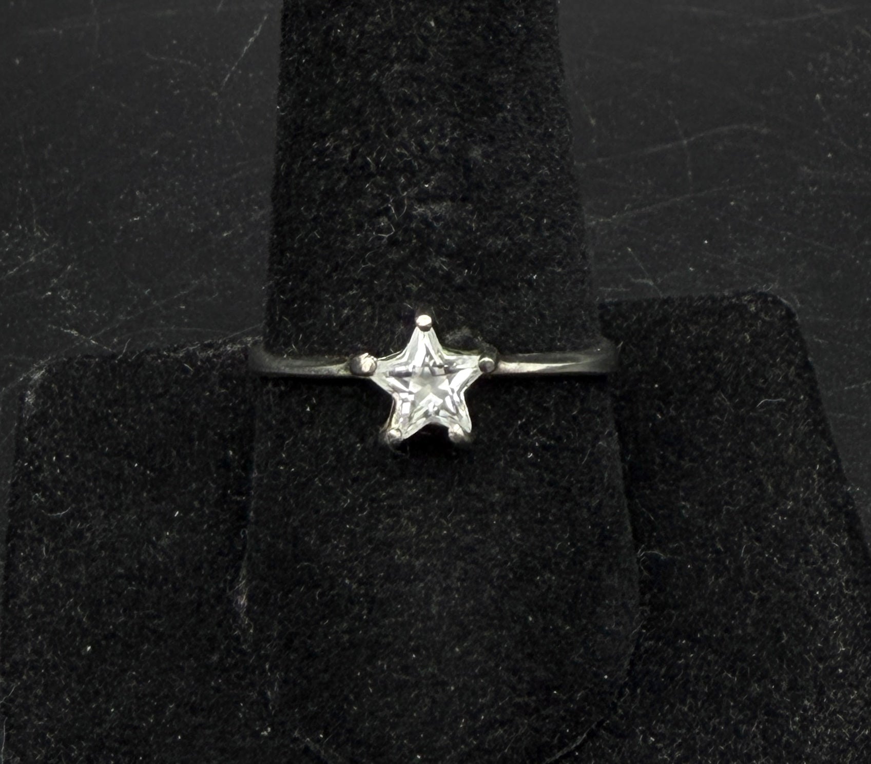 Vintage Star Cut CZ Sterling Silver Ring - Size 9.25