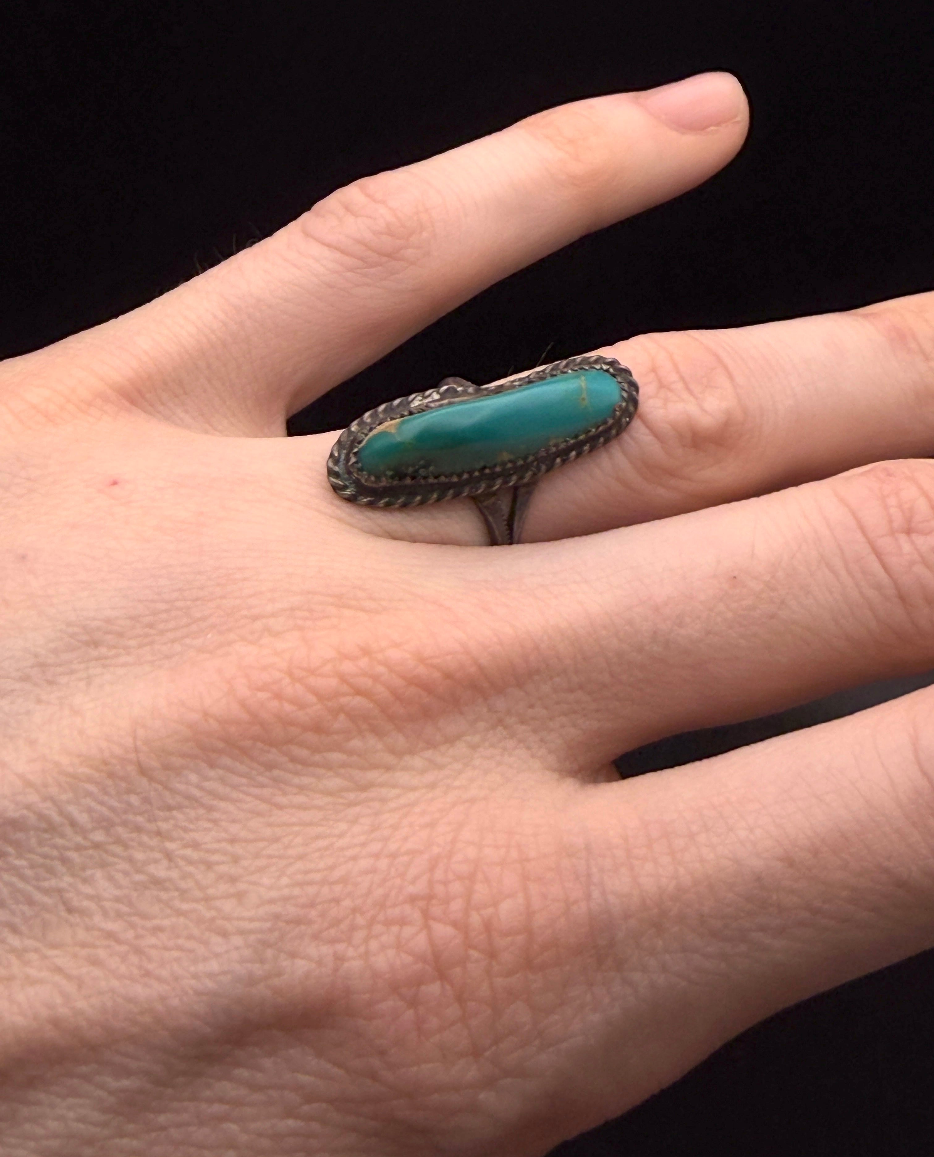 Vintage Handmade Green Turquoise Sterling Silver Ring - Size 8.5