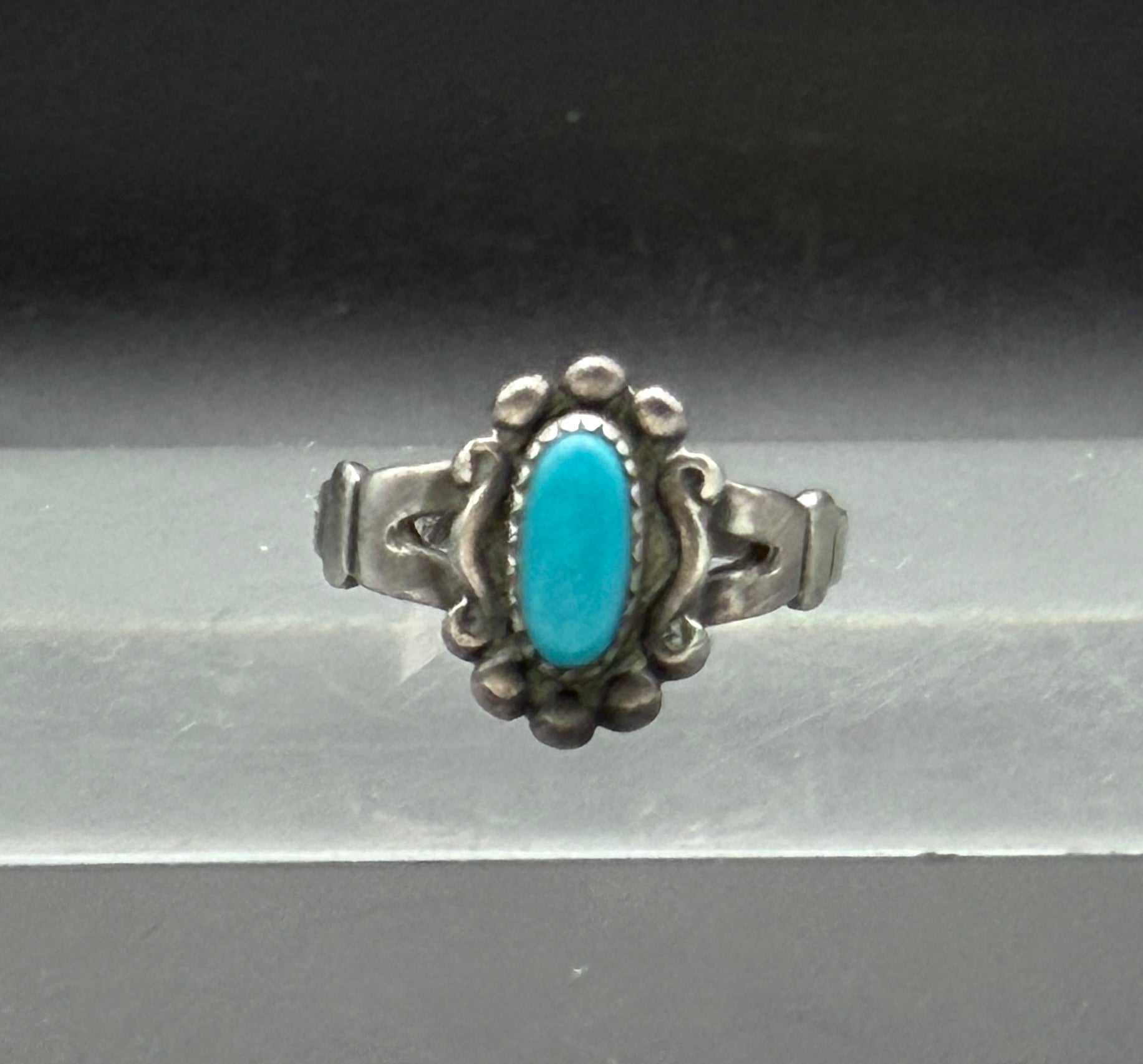 Vintage Southwestern Style Turquoise Sterling Silver Ring - Size 5