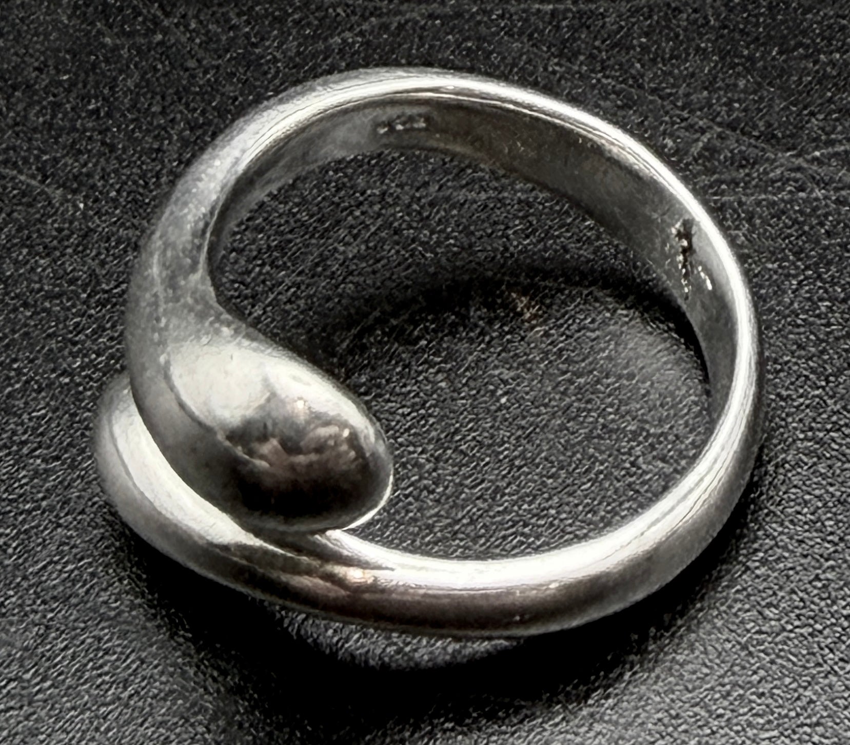 Vintage Sterling Silver Bypass Band Ring - Size 6.5+