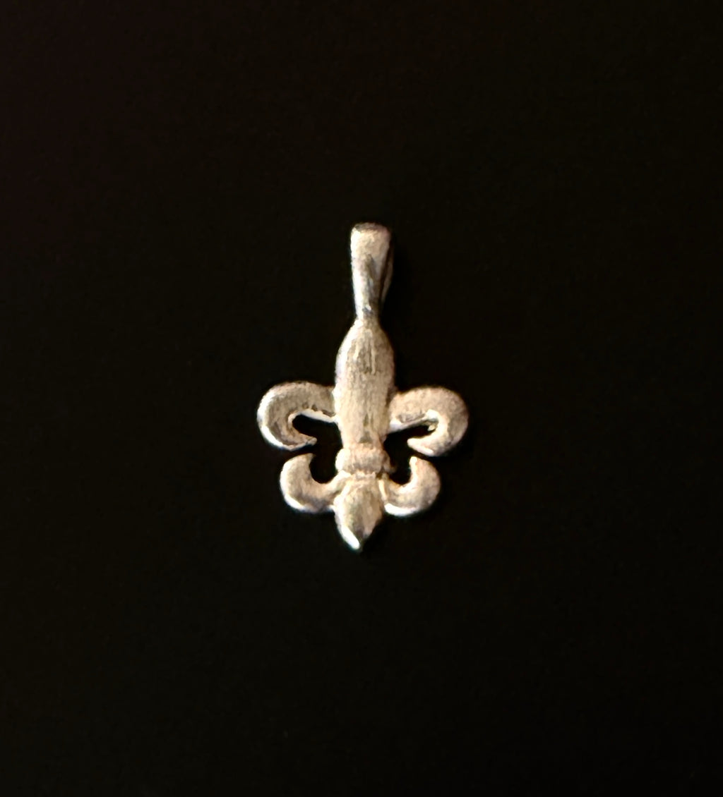 Vintage Sterling Silver Fleur-de-Lis Charm