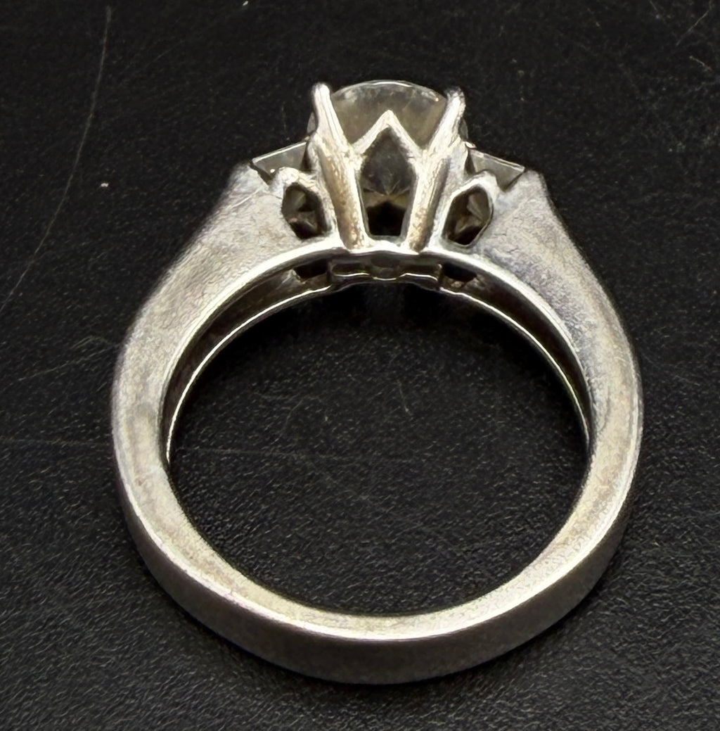 Vintage Sterling Silver Cubic Zirconia Ring - Size 6