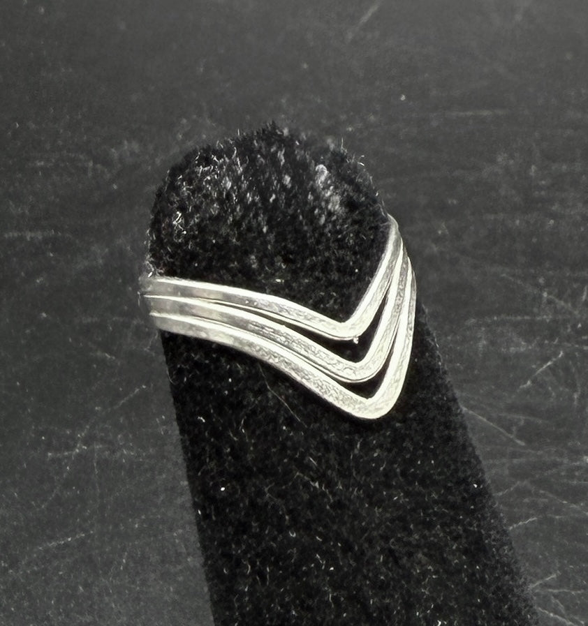 Sterling Silver Adjustable Size Chevron Toe Ring