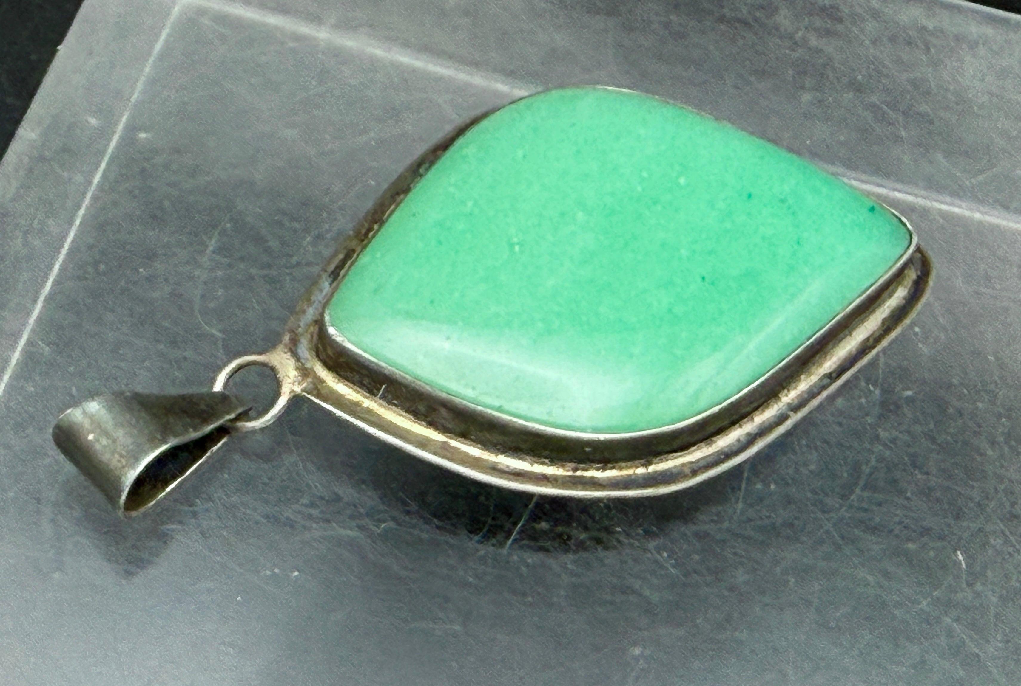 Vintage Handmade 950 Silver with Aventurine Pendant